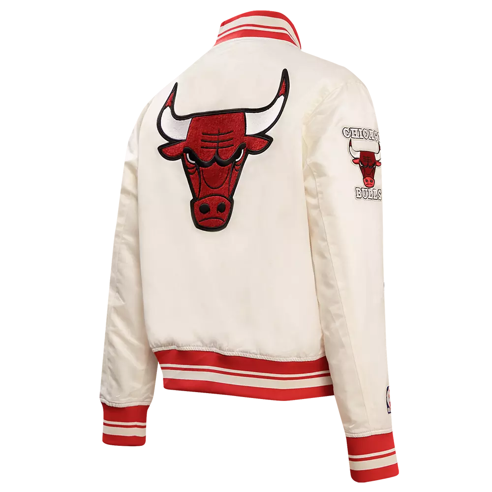 Pro Standard Women's Chicago Bulls Retro Classic Varsity Jacket - Cream/Red - EGGSHELL/RED