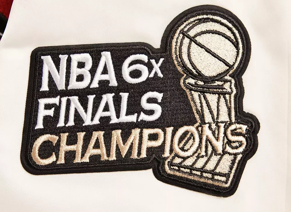 Pro Standard Women's Chicago Bulls Retro Classic Varsity Jacket - Eggshell/Red - EGGSHELL/RED