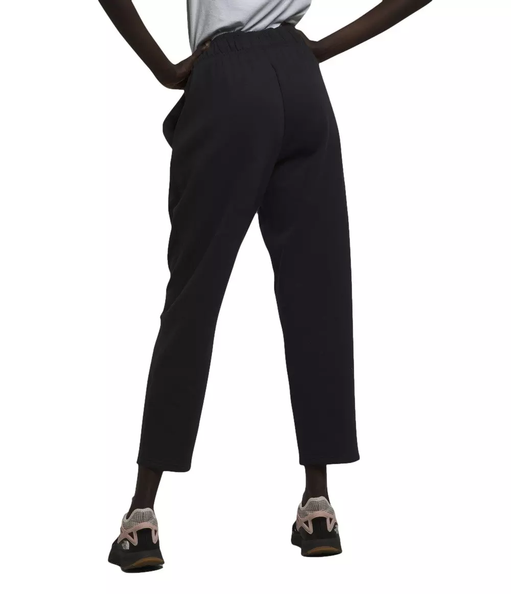 The North Face Women’s Evolution Cocoon Fit Sweatpants - BLACK