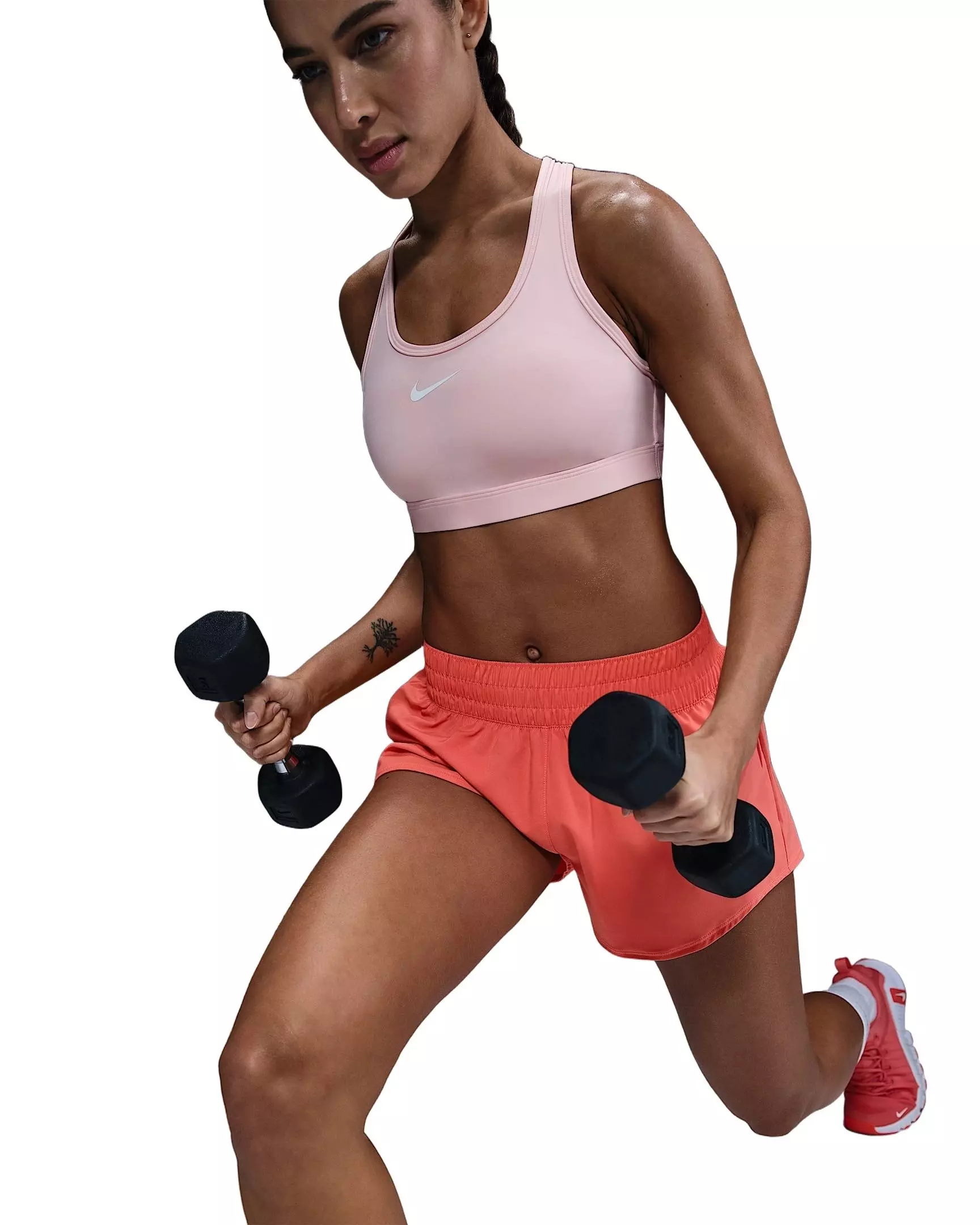 Nike Women's Swoosh Med Padded Sports Bra - LT PINK