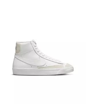 Salida Interesante oportunidad Nike Blazer Low '77 "Summit White/Clear/Light Orewood Brown/White" Grade  School Boys' Shoe
