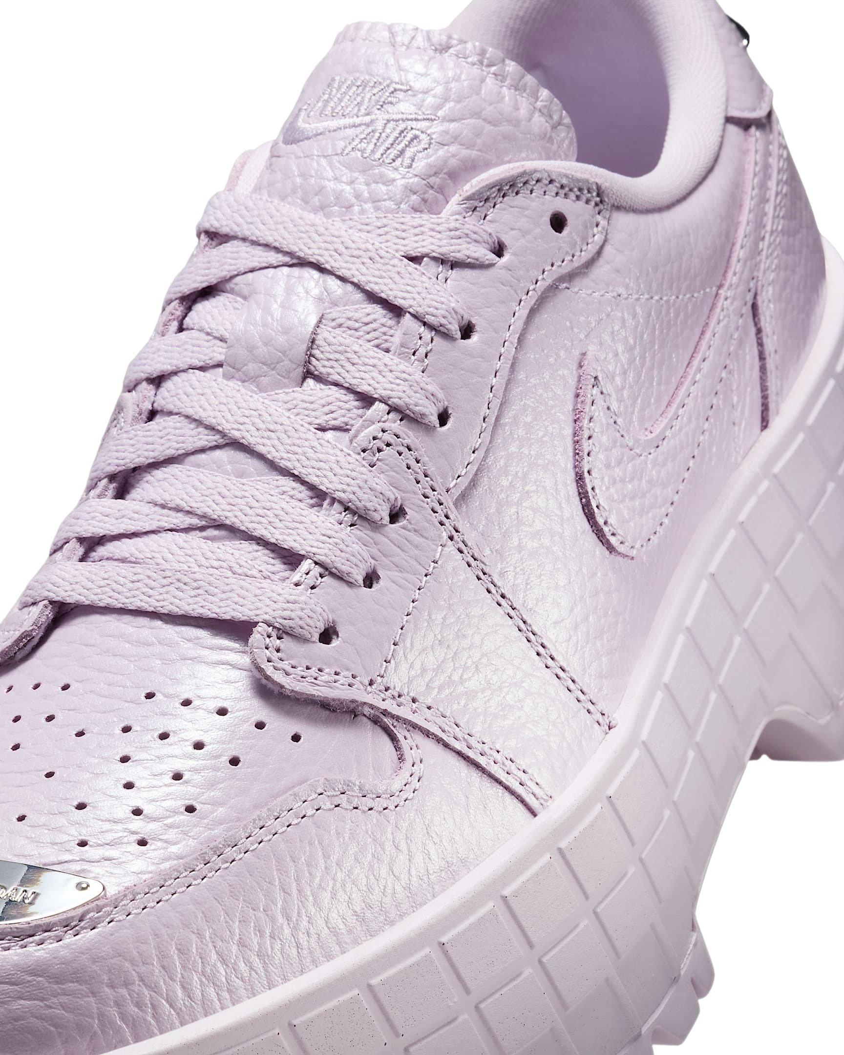 Jordan 1 Brooklyn Low "Doll/Metallic Silver" Women's Shoe - DOLL/SILVER Thumbnail View 6