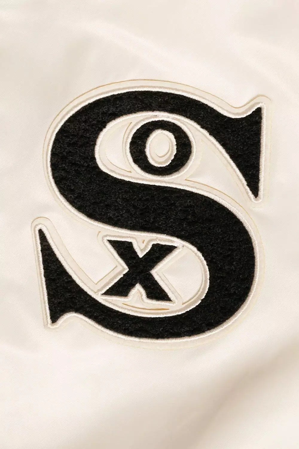 Pro Standard Women's Chicago White Sox Retro Classic Rib Satin Jacket - Eggshell - EGGSHELL
