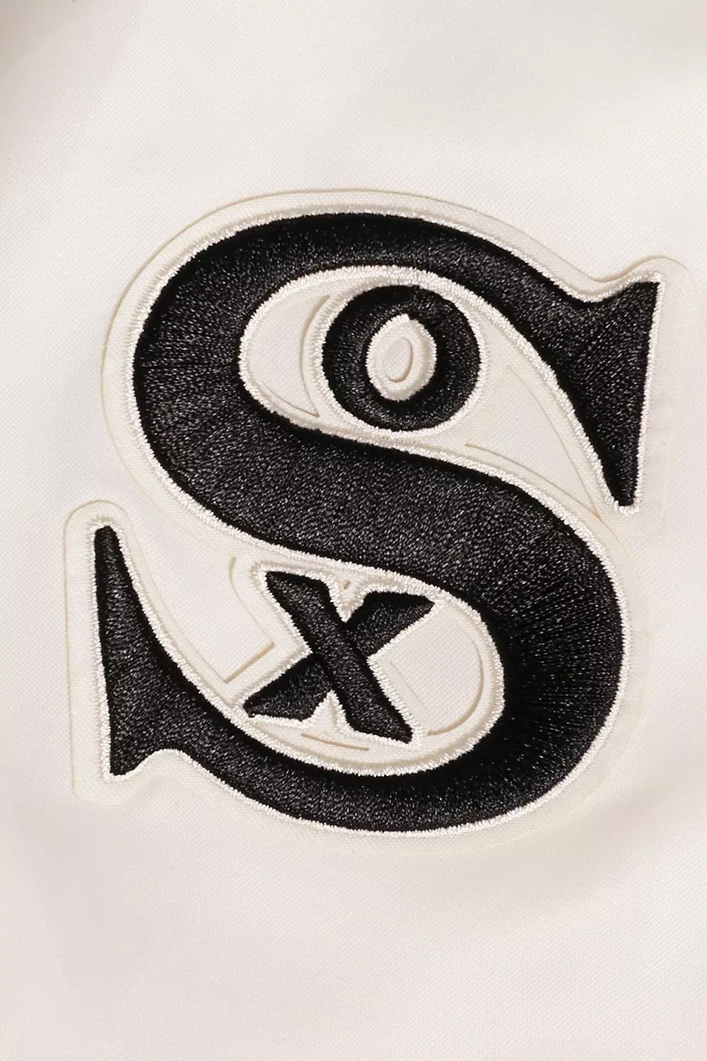 Pro Standard Women's Chicago White Sox Retro Classic Rib Satin Jacket - Eggshell - EGGSHELL