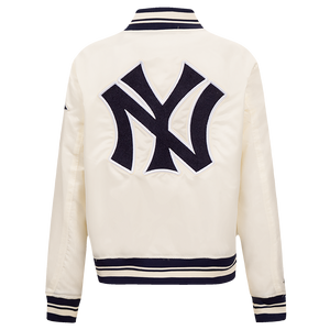Pro Standard Women's New York Yankees Retro Classic Rib Satin Jacket - Eggshell