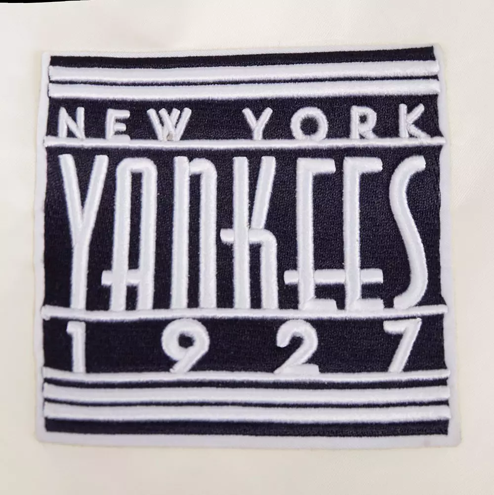 Pro Standard Women's New York Yankees Retro Classic Rib Satin Jacket - Eggshell - EGGSHELL
