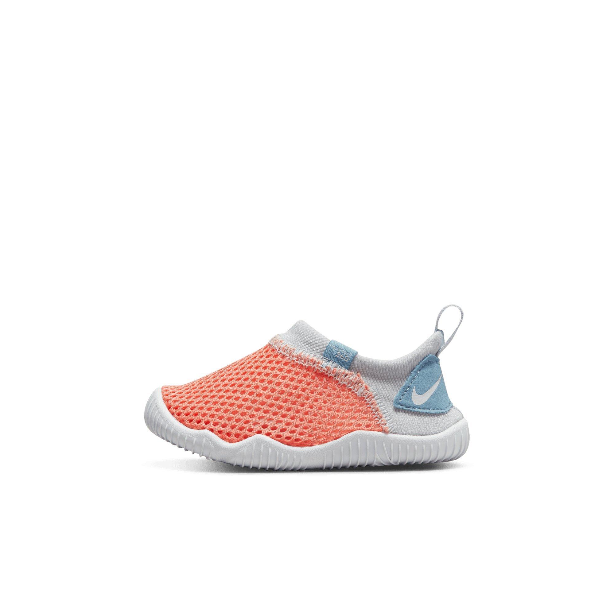 Nike Aqua Sock 360