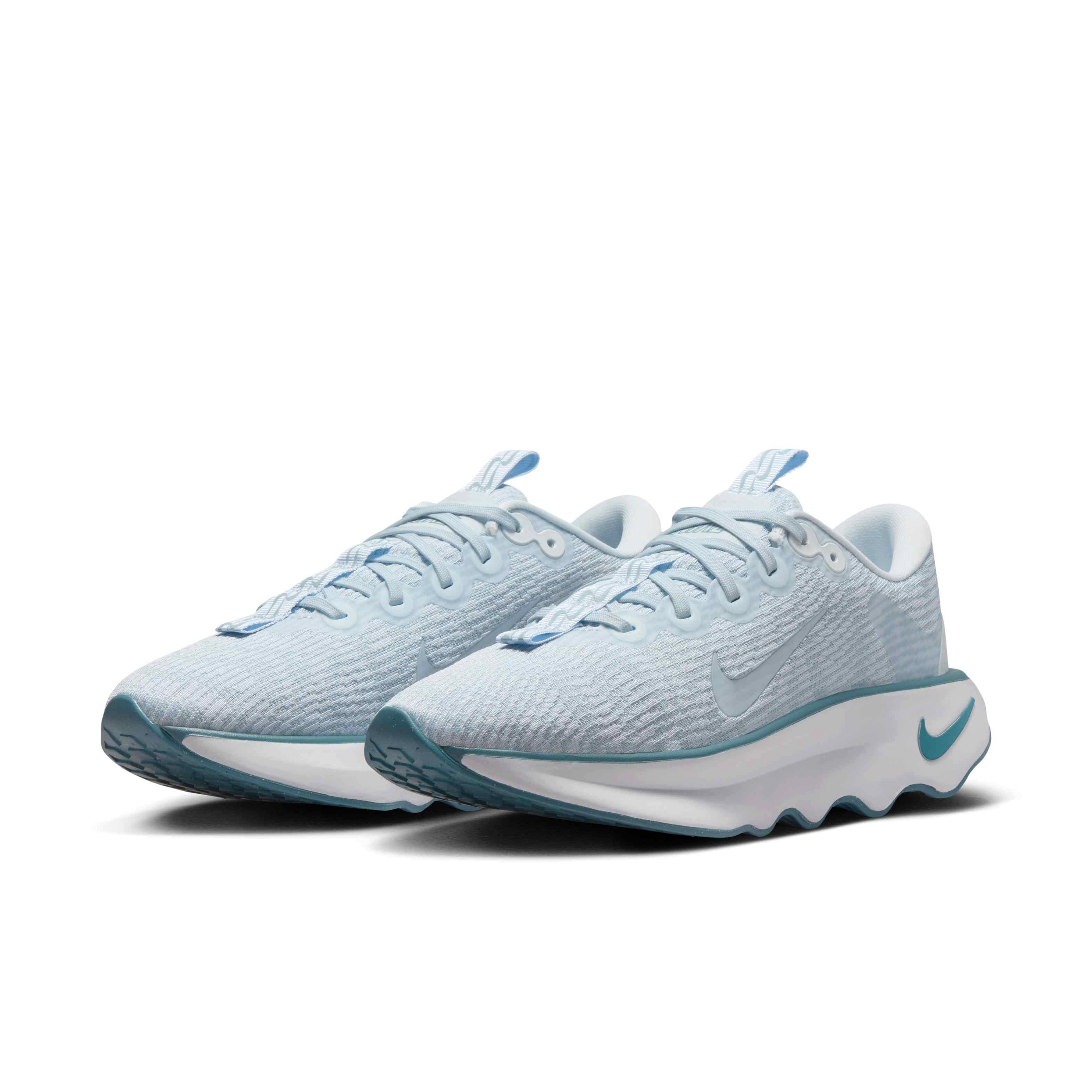 Nike Motiva "Blue Tint/Light Armory Blue/Smokey Blue/Blue Tint" Women's Walking Shoe - BLUE/LT BLUE/BLUE/BLUE Thumbnail View 3