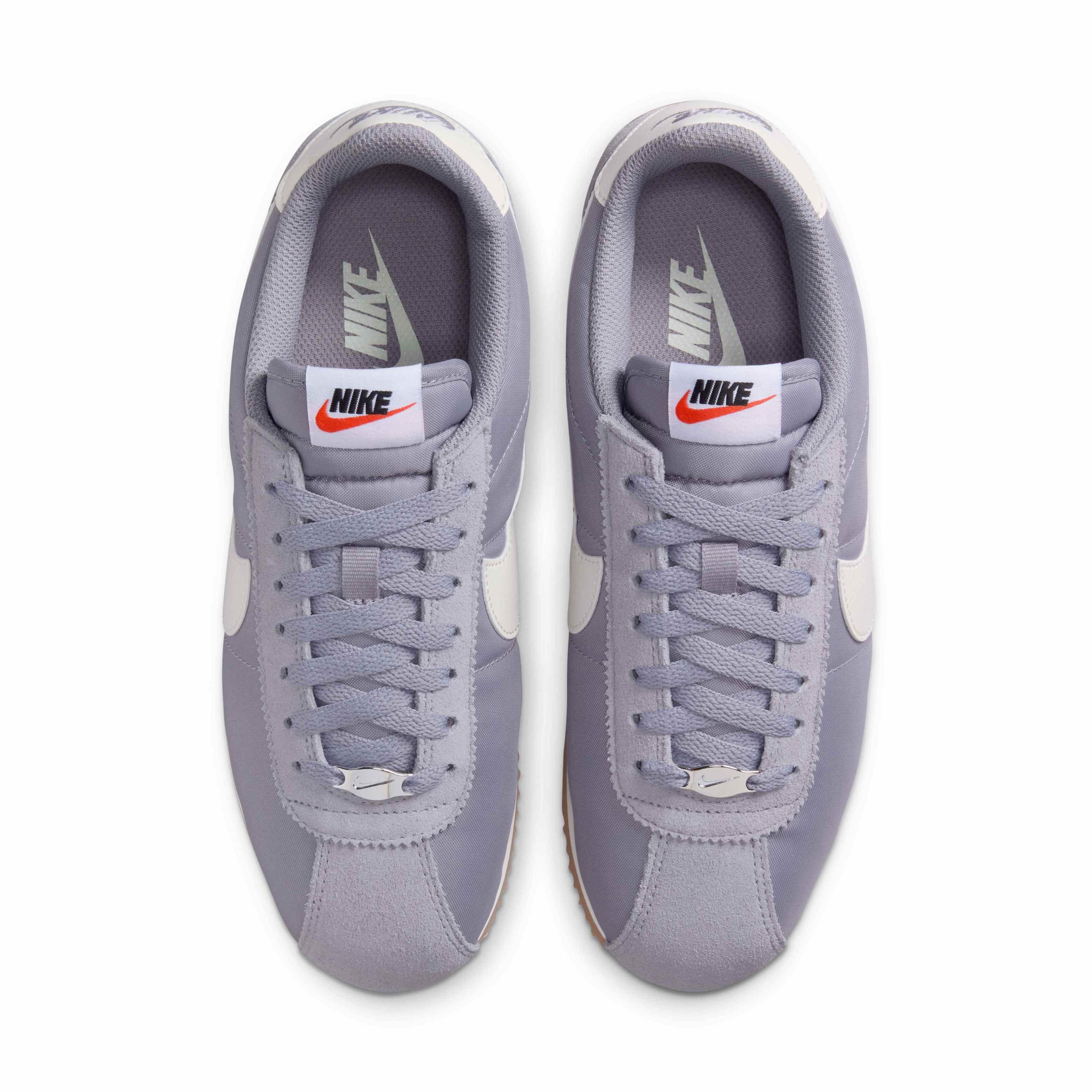 国内配送 NIKE WMNS CORTEZ CEMENT GREY/SAIL-G.BROWN-S.ORANGE Nike Cortez Textile 