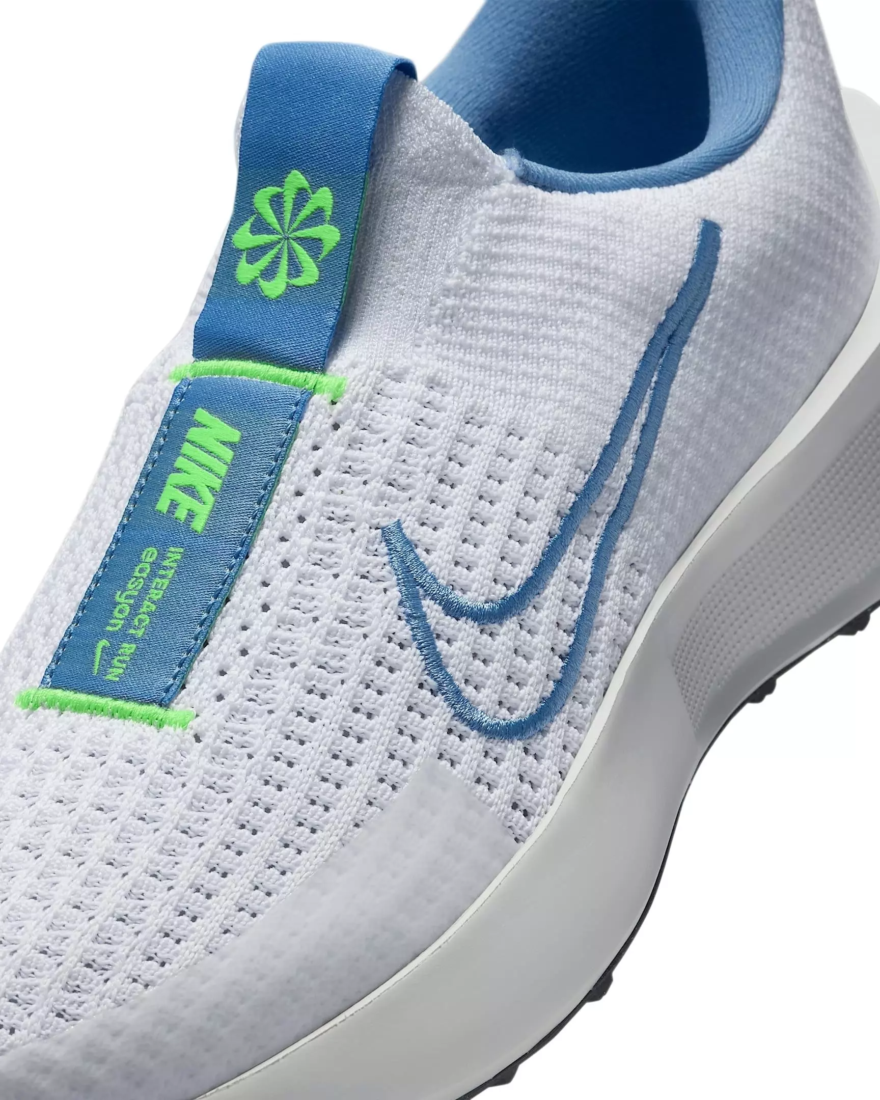 Nike Interact Run EasyOn "White/Volt/Platinum Tint/Blue Beyond" Women's Running Shoe - WHITE/VOLT/PLATINUM/BLUE