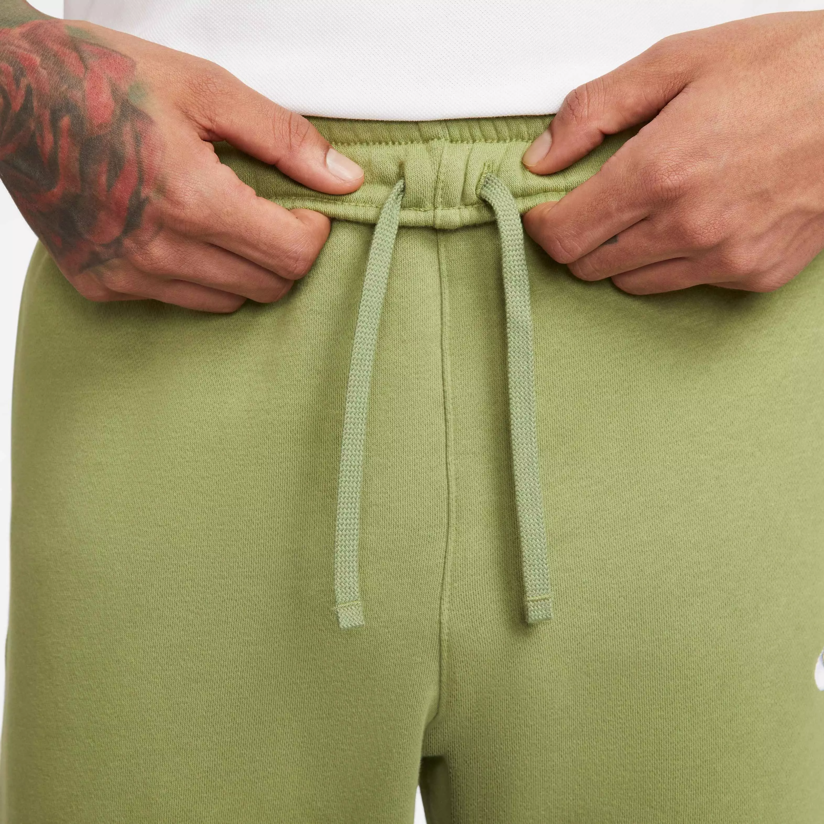 Nike Men's Sportswear Club Fleece Joggers - GREEN