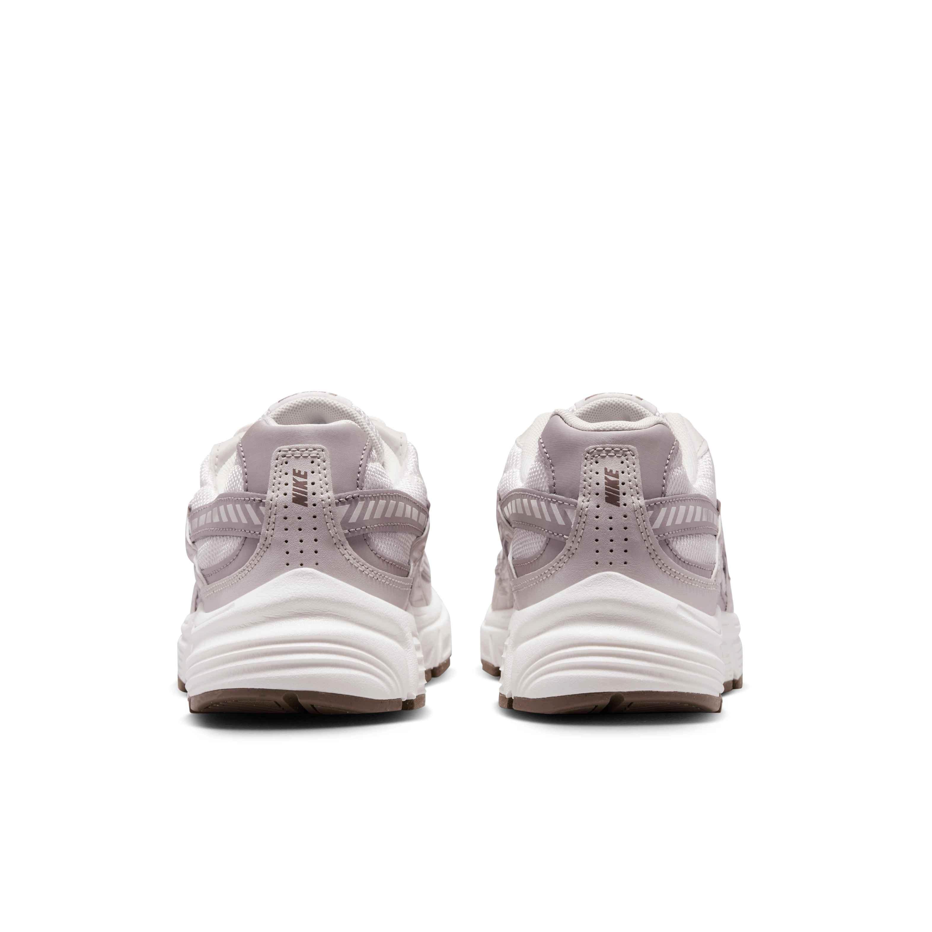 Nike Initiator 