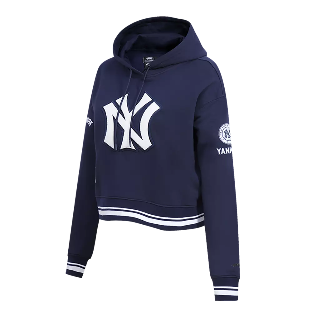 Pro Standard Women's MLB New York Yankees Retro Classic Cropped Fleece Hoodie - Navy - NAVY