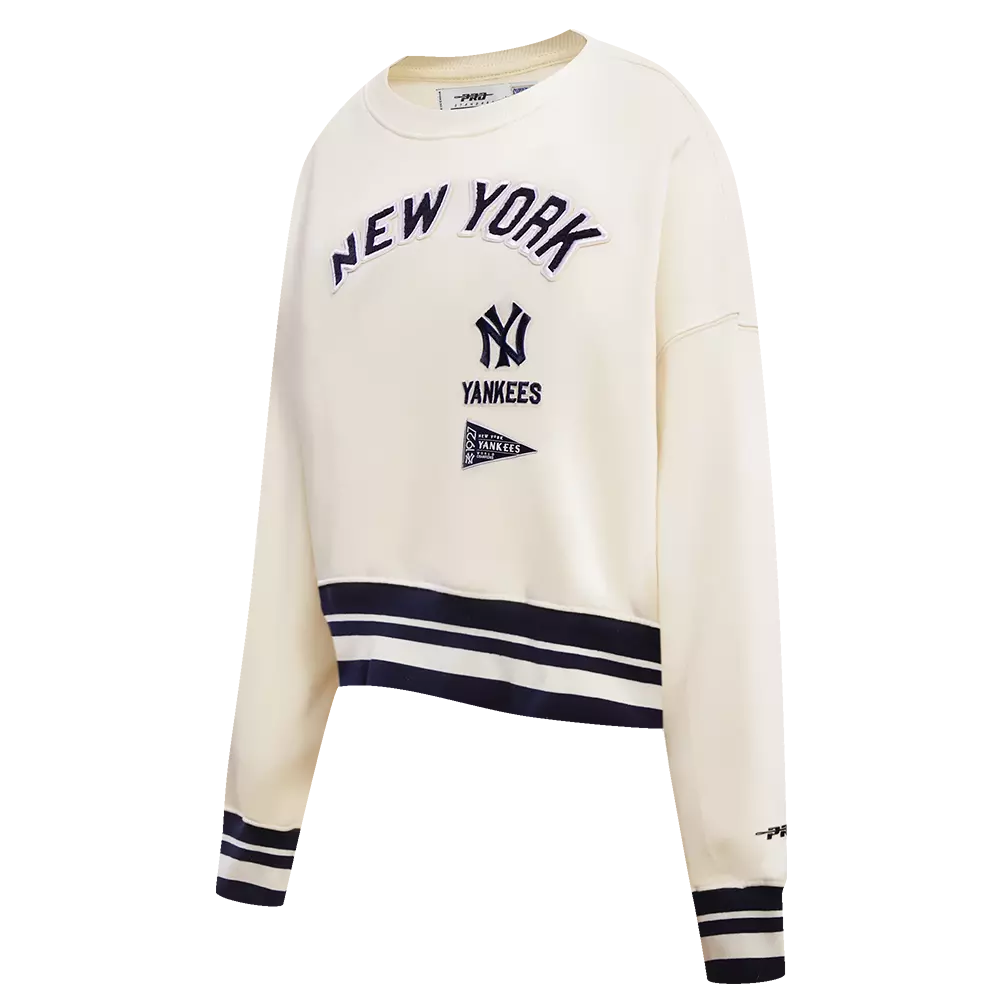 Pro Standard Women's New York Yankees Retro Classics Crewneck - Eggshell - EGGSHELL