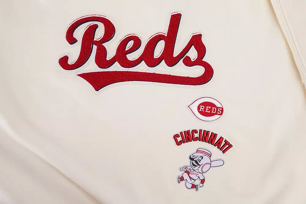 Pro Standard Women's Cincinnati Reds Retro Classics Crewneck - Eggshell - EGGSHELL