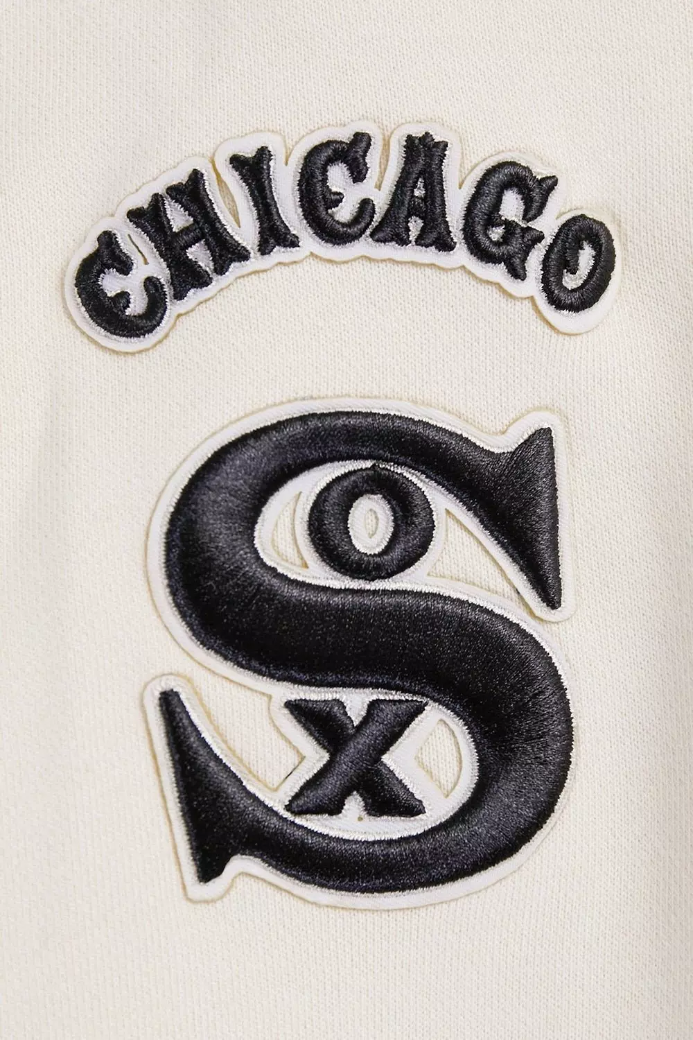 Pro Standard Women's MLB Chicago White Sox Retro Classic Cropped Fleece Hoodie -Eggshell/Black - EGGSHELL/BLACK