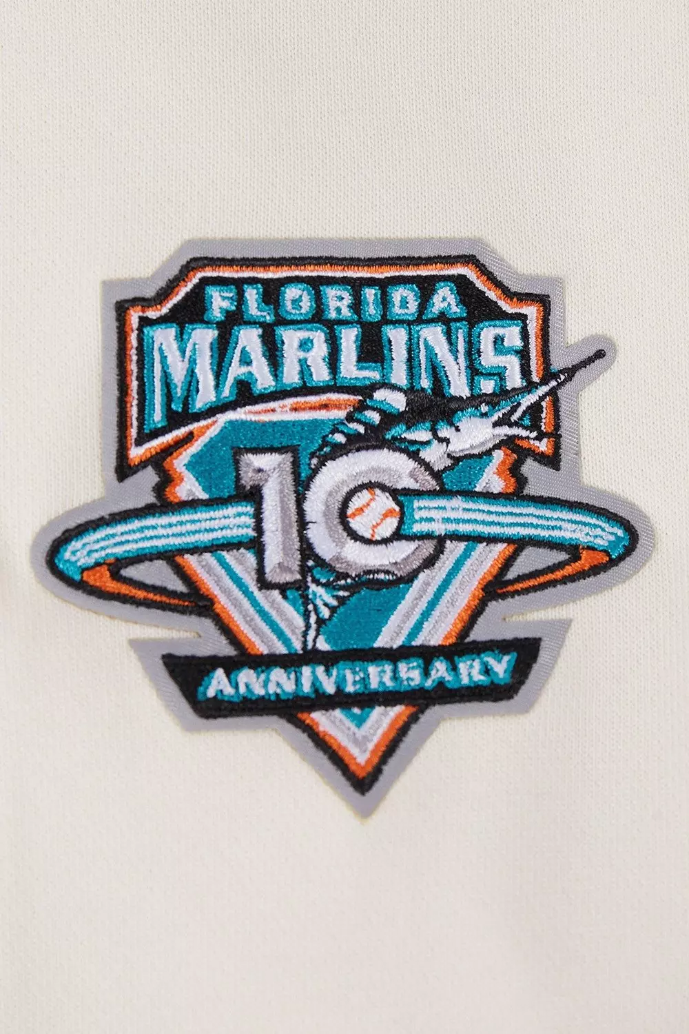 Pro Standard Women's MLB Miami Marlins Retro Classic Cropped Fleece Hoodie - Eggshell/Black - EGGSHELL/BLACK