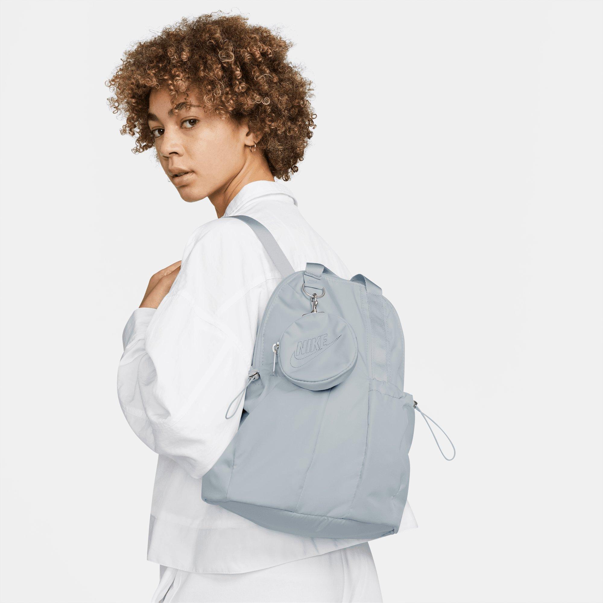 Nike Sportswear Futura Luxe Women's Mini Backpack (10L). Nike LU