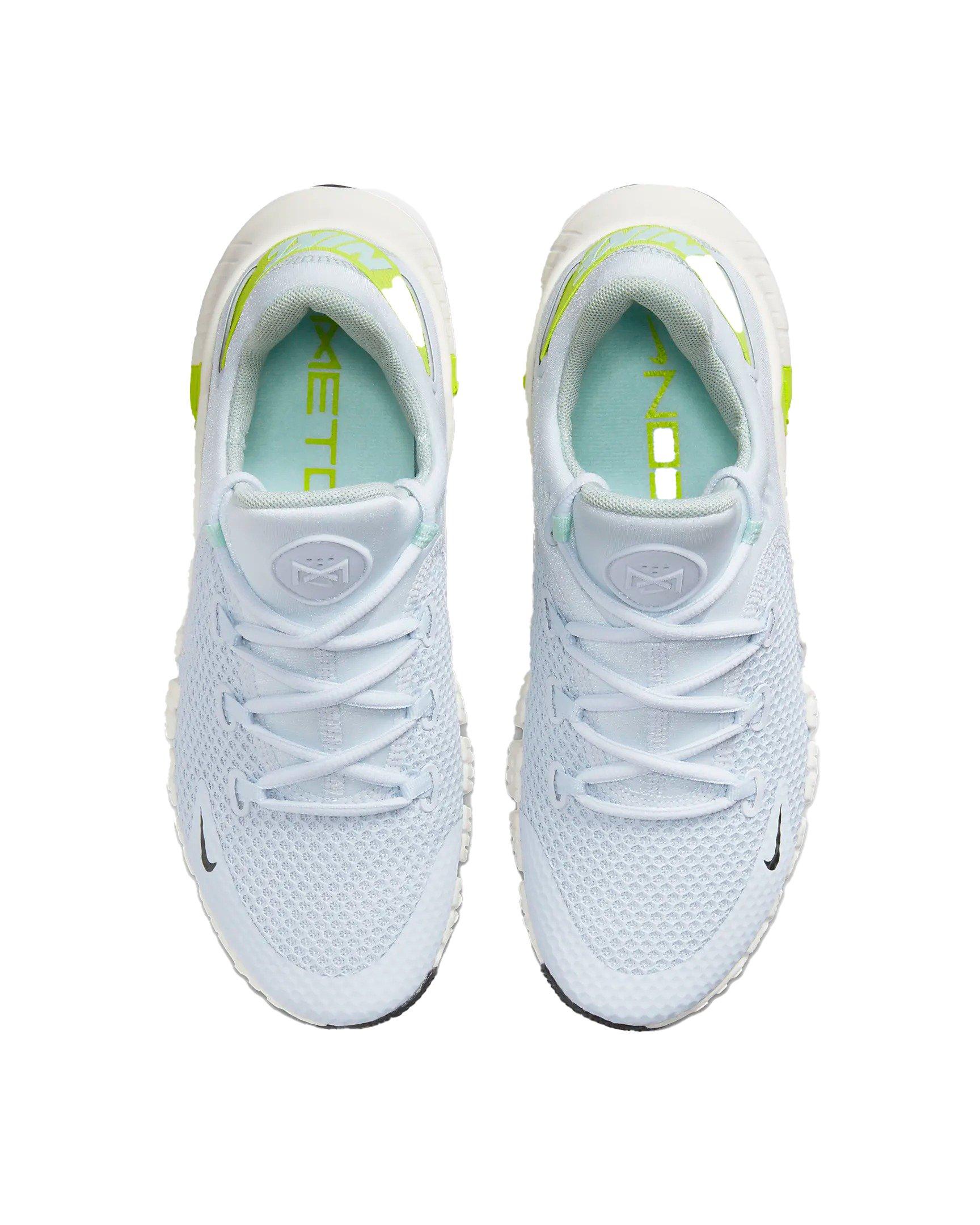 Nike Free Metcon 4 Women's Training Shoe - GREY Thumbnail View 3