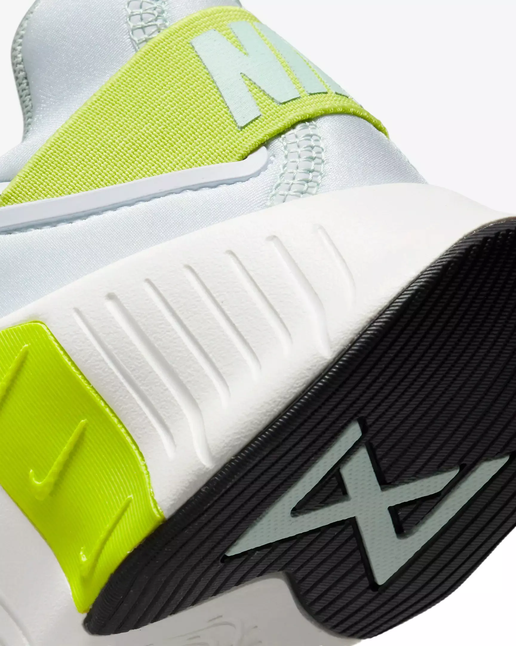 Nike Free Metcon 4 Women's Training Shoe - GREY