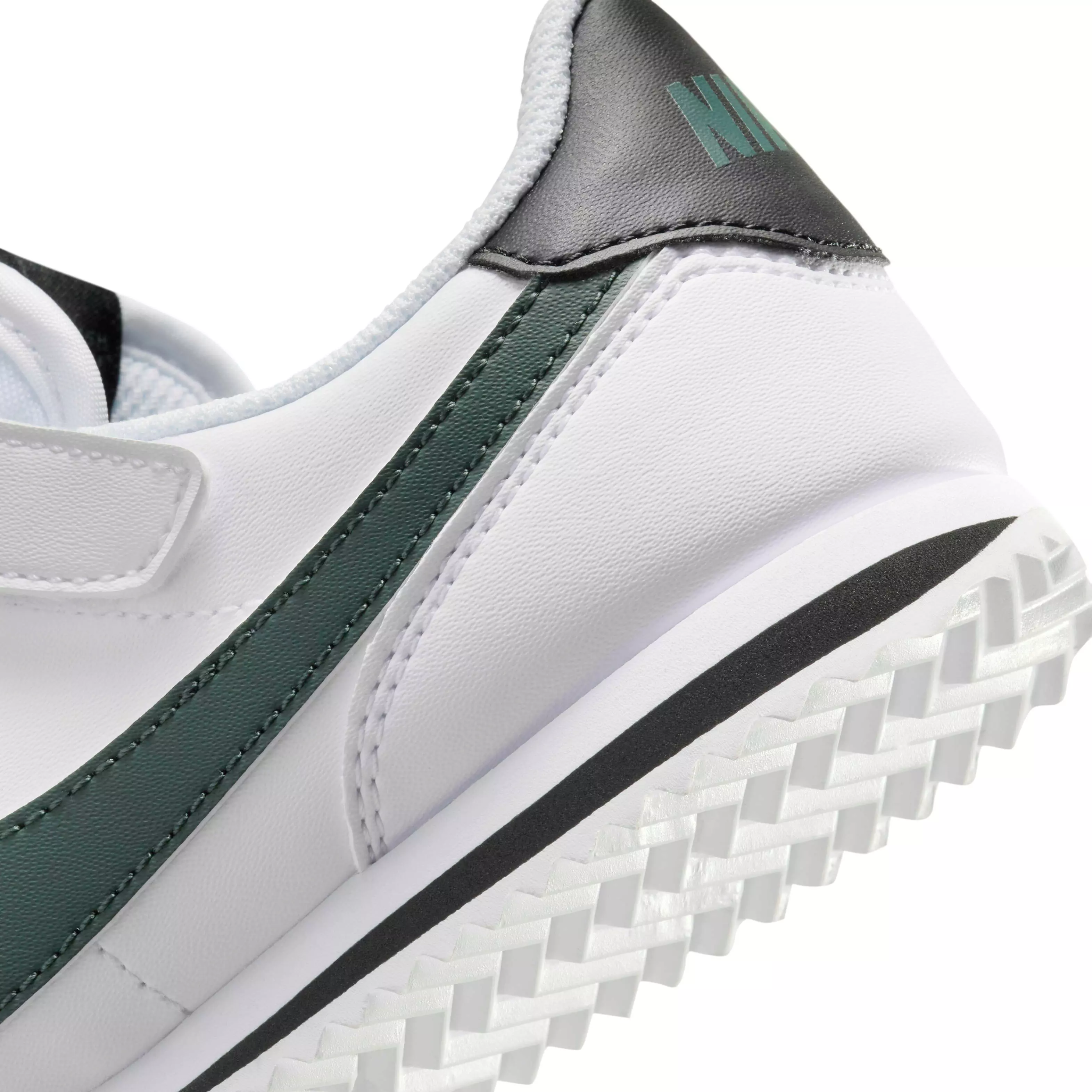 Nike Cortez EasyOn "White/Black/Vintage Green" Preschool Boys' Shoe - WHITE/BLACK/GREEN