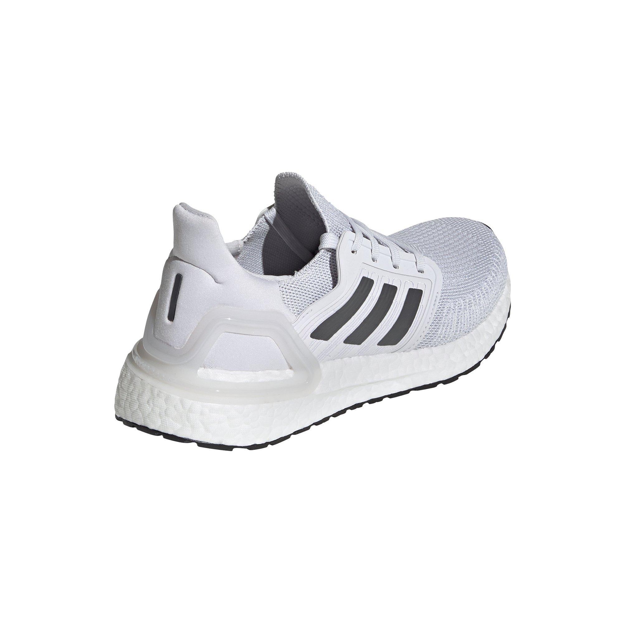 dash grey ultraboost