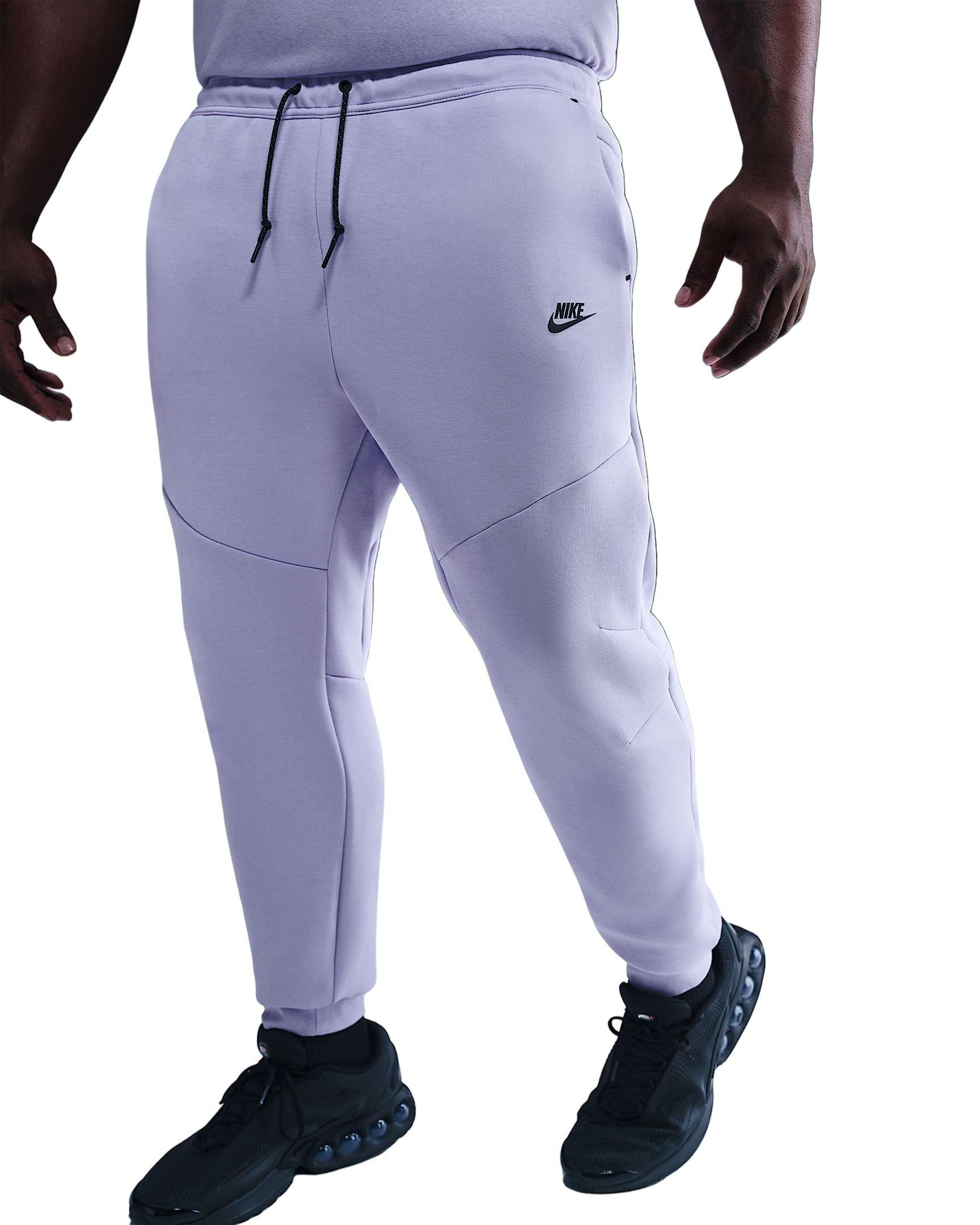 Nike Men's Tech Fleece Tapered Joggers - PURPLE Thumbnail View 1