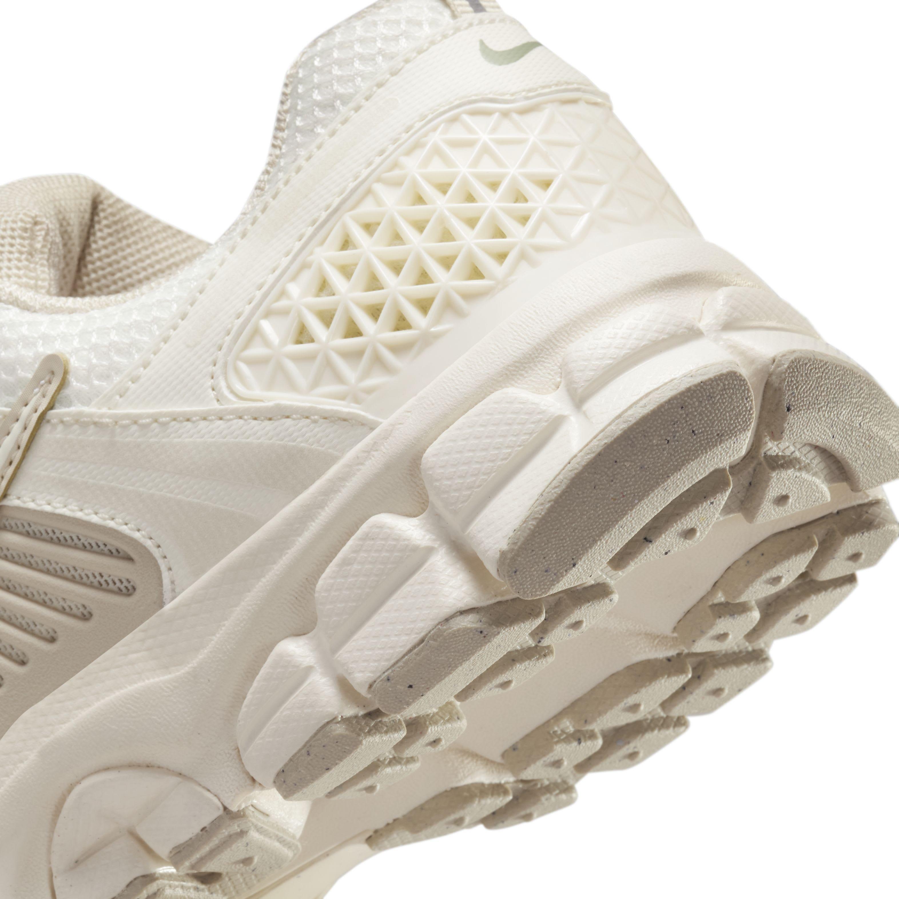 Nike Vomero 5 Grade School Kids' "Pale Ivory/Pale Ivory/Sanddrift/Pale Ivory" Shoe
