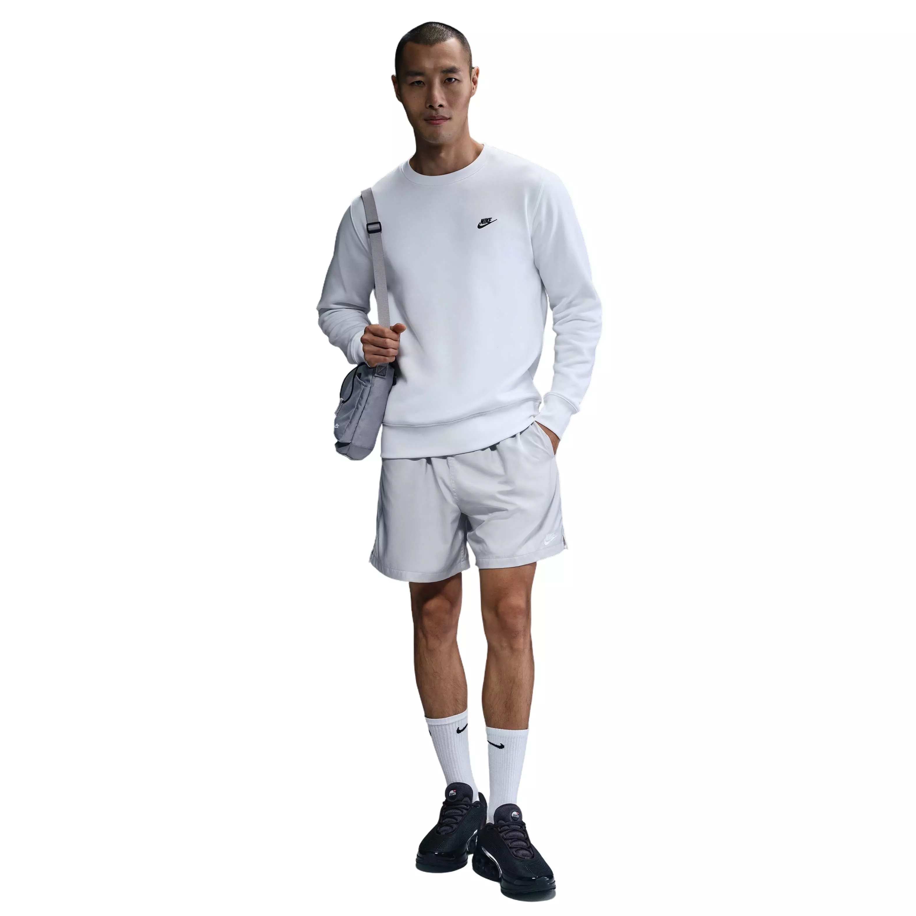 Nike Men's Club Brushed Fleece Crewneck Sweatshirt - WHITE