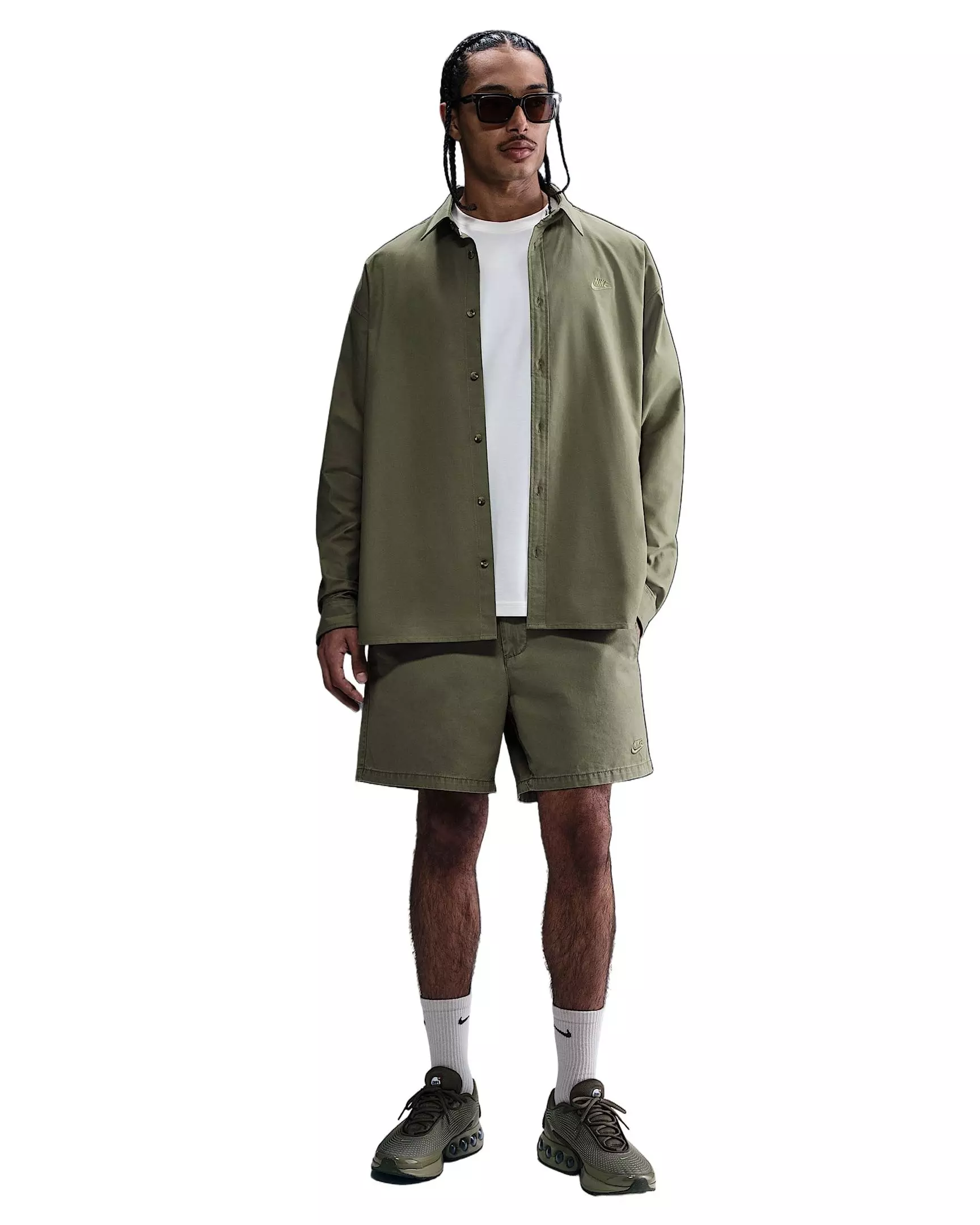 Nike Men's Club Washed Chino Shorts - OLIVE