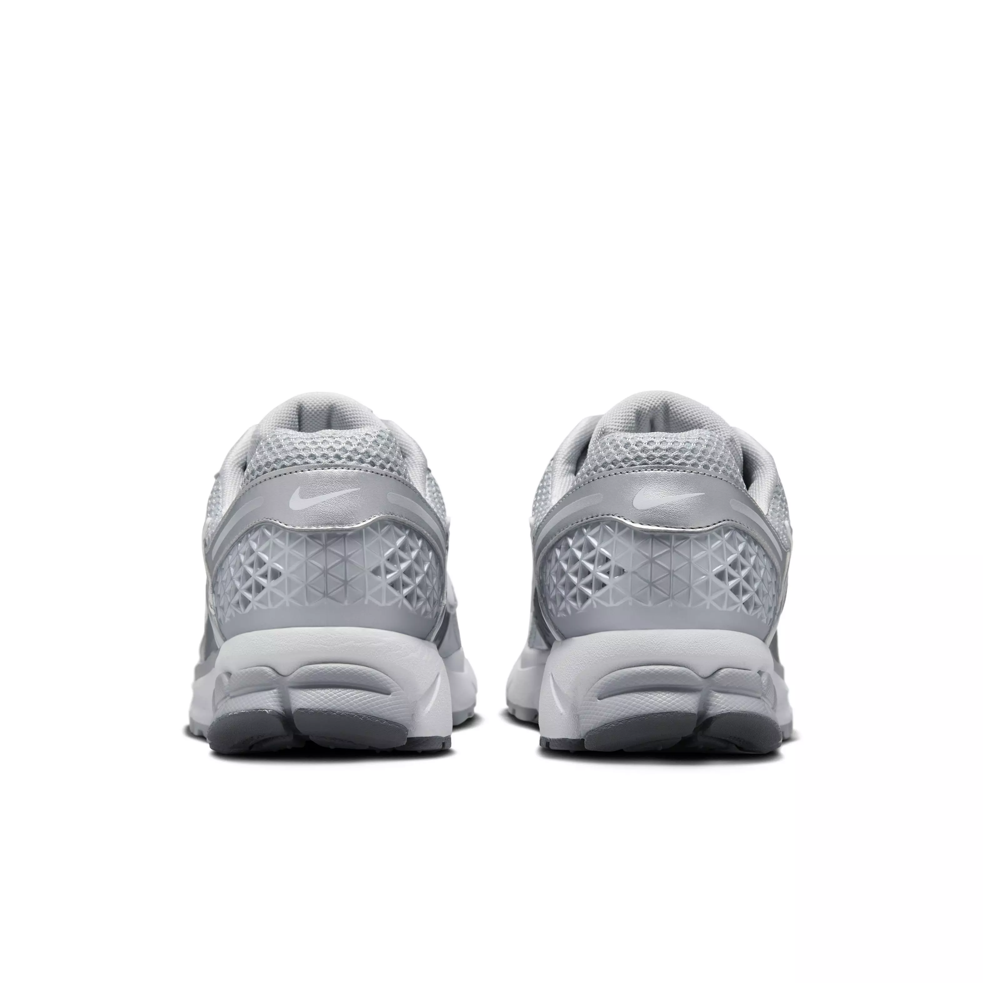 Nike Vomero 5 "Wolf Grey/Metallic Silver/Cool Grey/White" Grade School Boys' Shoe - GREY/SILVER/GREY/WHITE