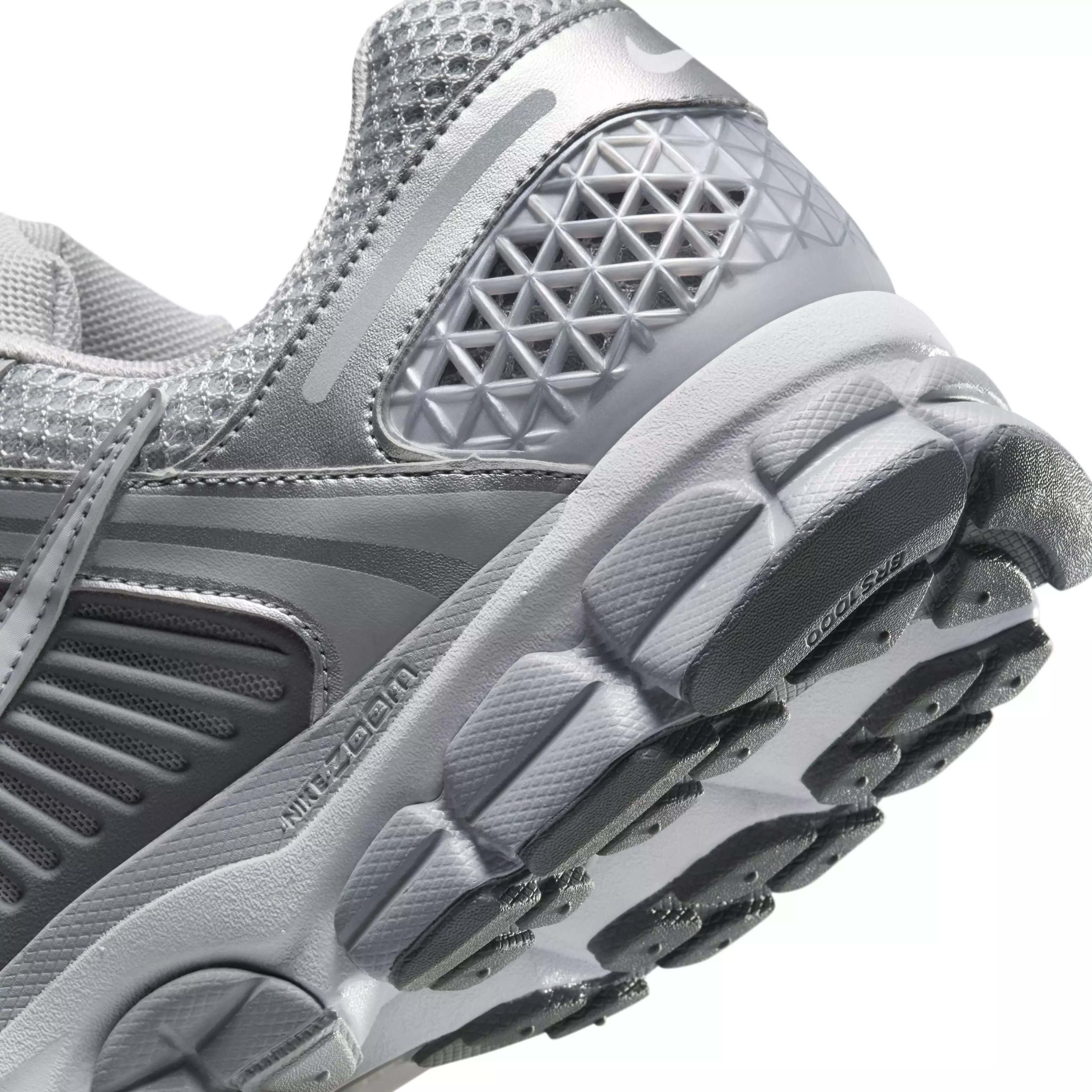 Nike Vomero 5 "Wolf Grey/Metallic Silver/Cool Grey/White" Grade School Boys' Shoe - GREY/SILVER/GREY/WHITE