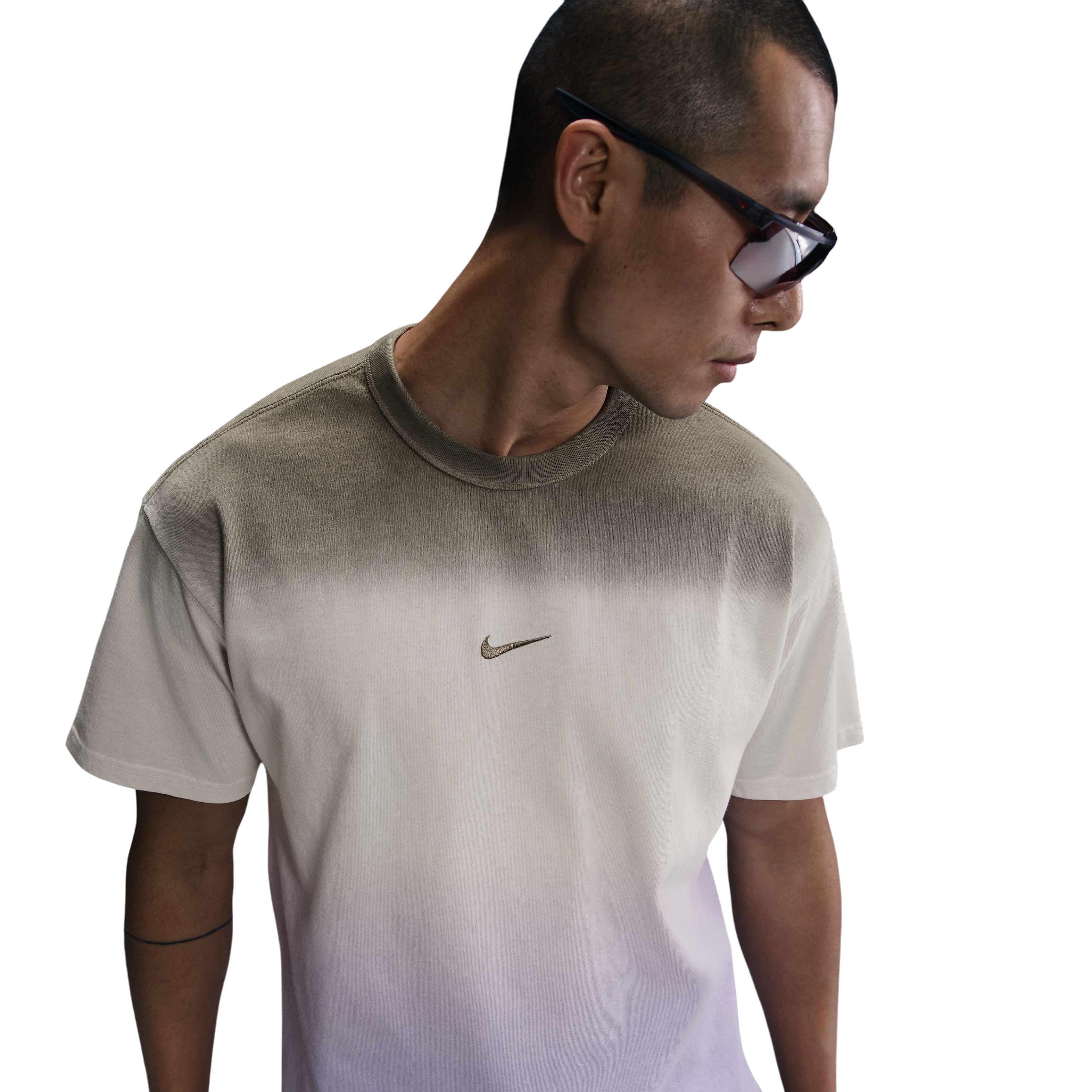Nike Men's Sportswear Premium Essentials Max90 T-Shirt - GREEN Thumbnail View 3