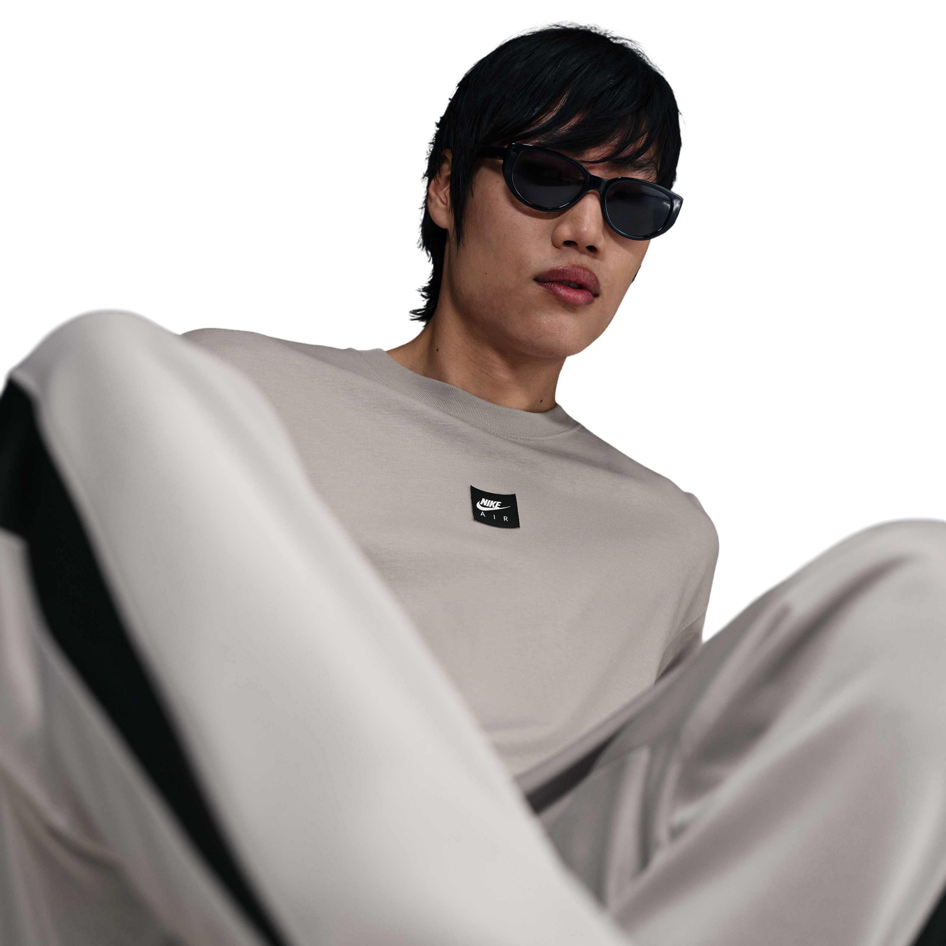 Nike Air Men's Sportswear Premium M90 Tee - GREY Thumbnail View 3