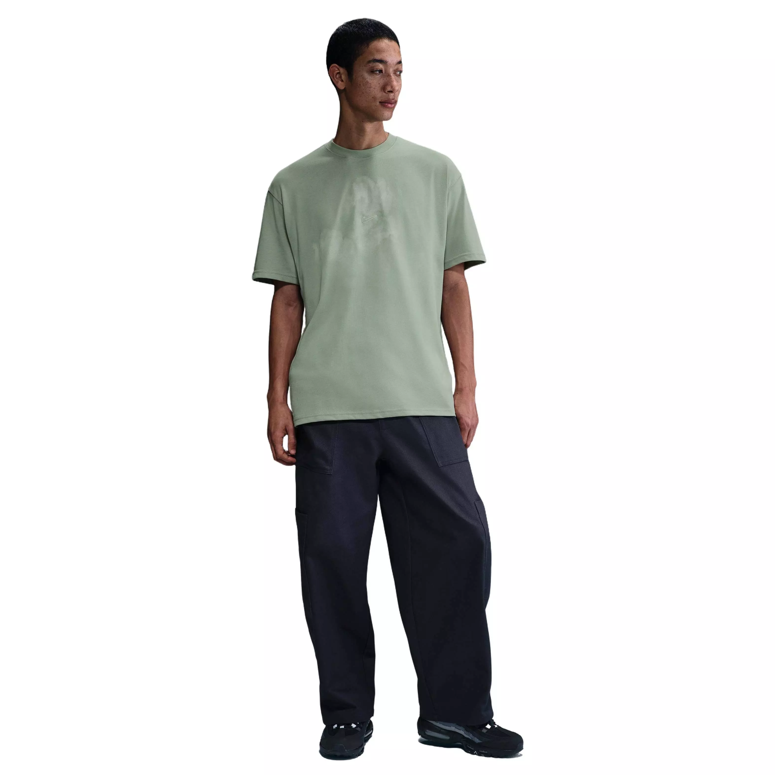 Nike Men's Sportswear Premium M90 OC Park Tee - GREEN