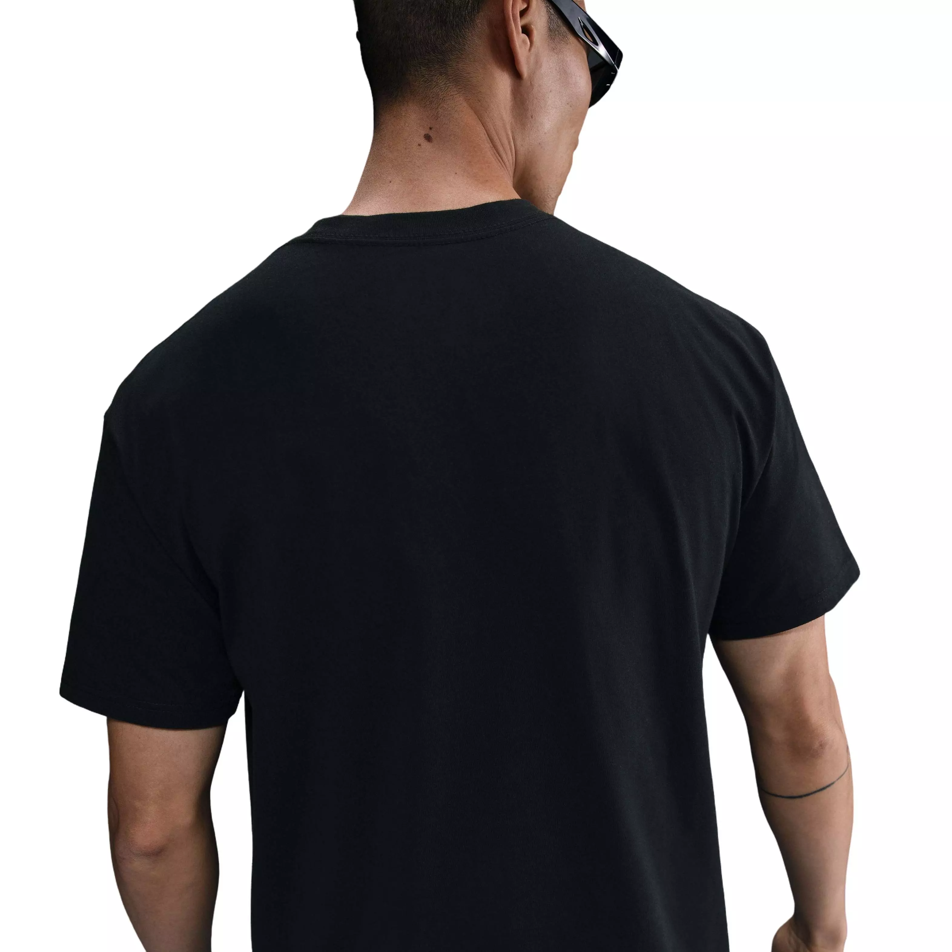Nike Men's Sportswear Sneaker Patch Pocket M90 Tee - BLACK