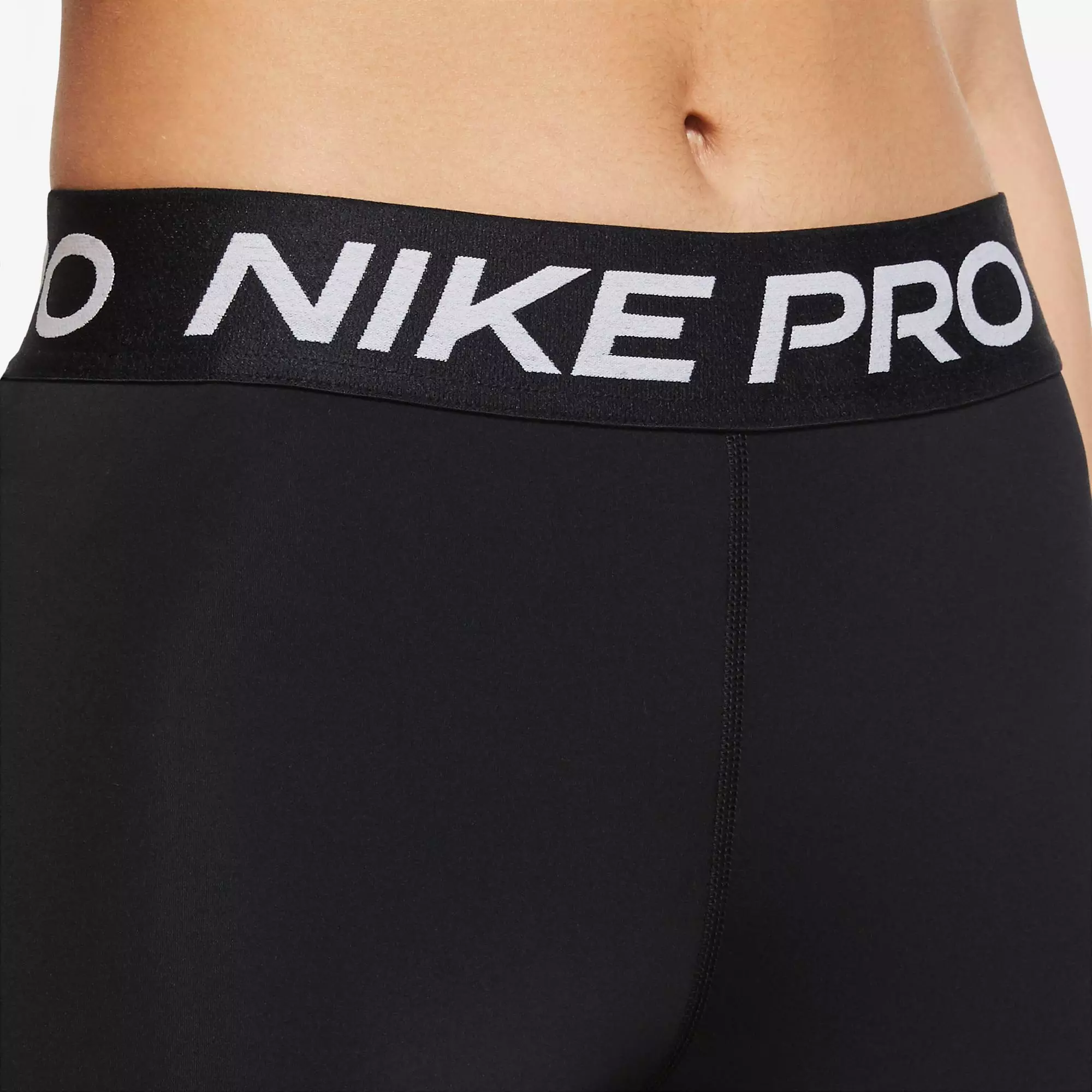 Nike Women's Pro 365 5" Shorts - BLACK