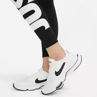 Nike Women's Sportswear Essential High-Rise Black Leggings