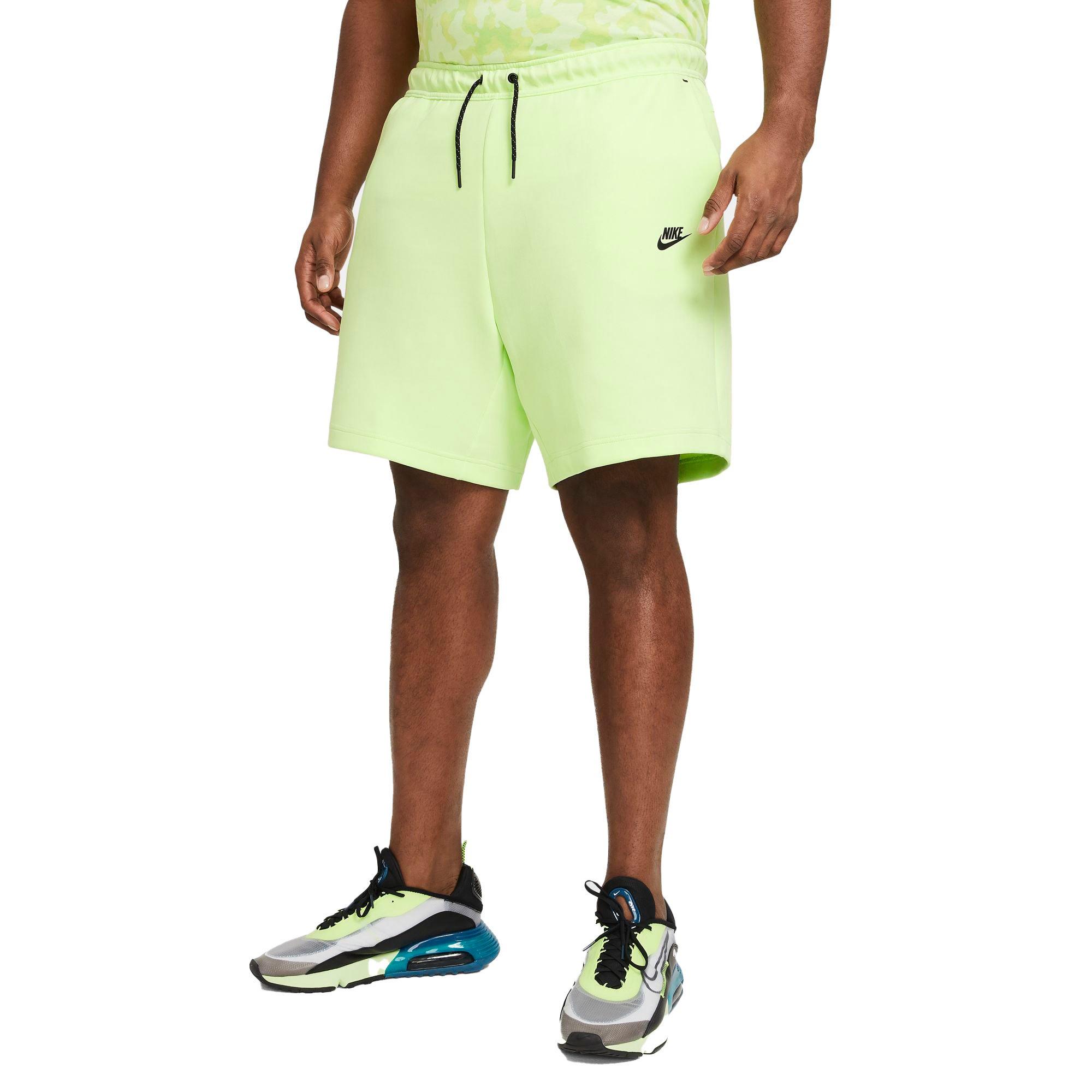 Nike tech hotsell fleece shorts 2019