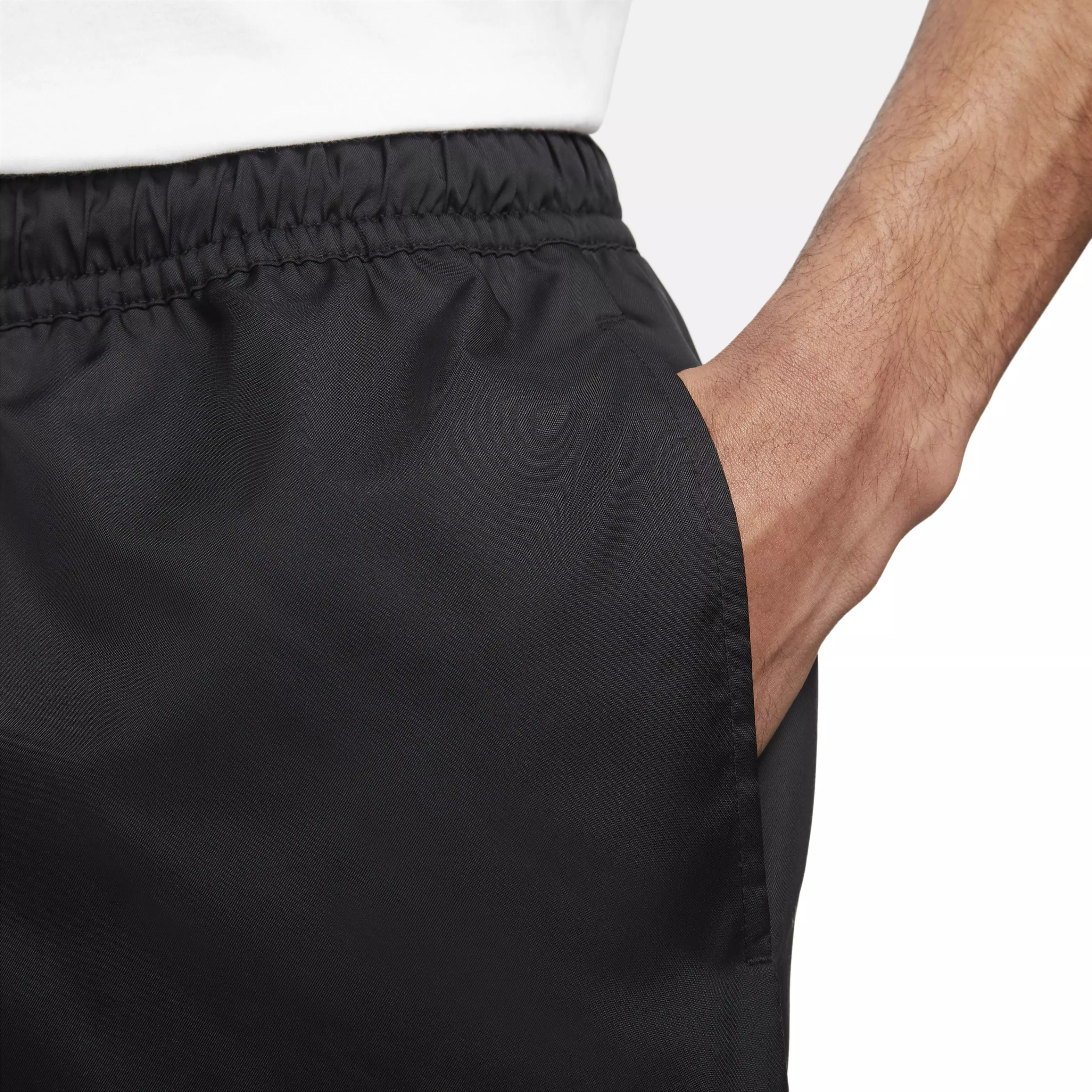 Nike Men's Sportswear Sport Essentials Woven Lined Flow Shorts - BLACK