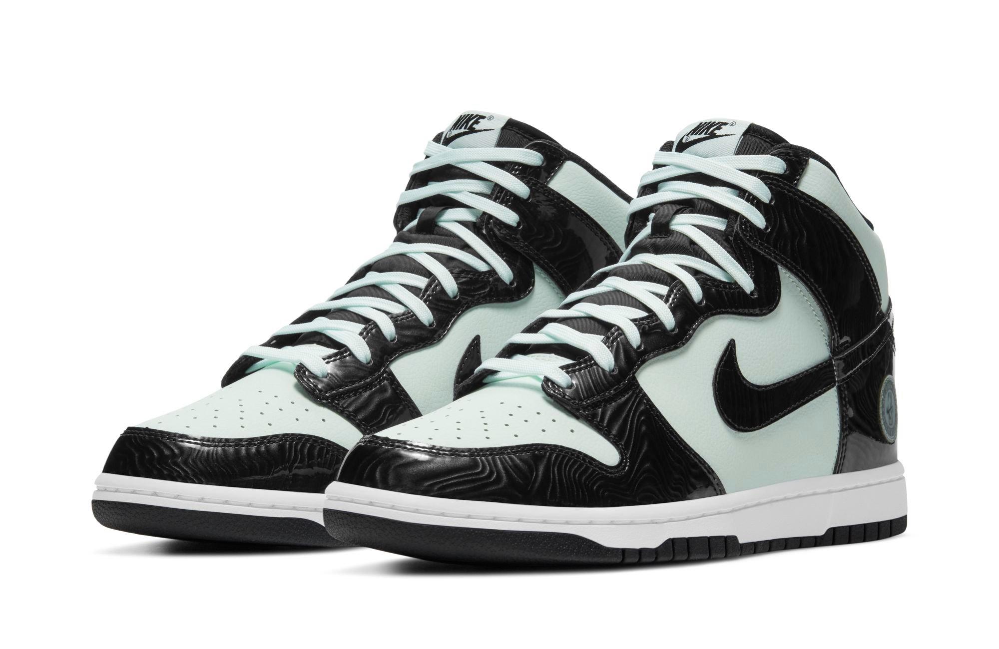 Sneakers Release – Nike Dunk High “Panda” White