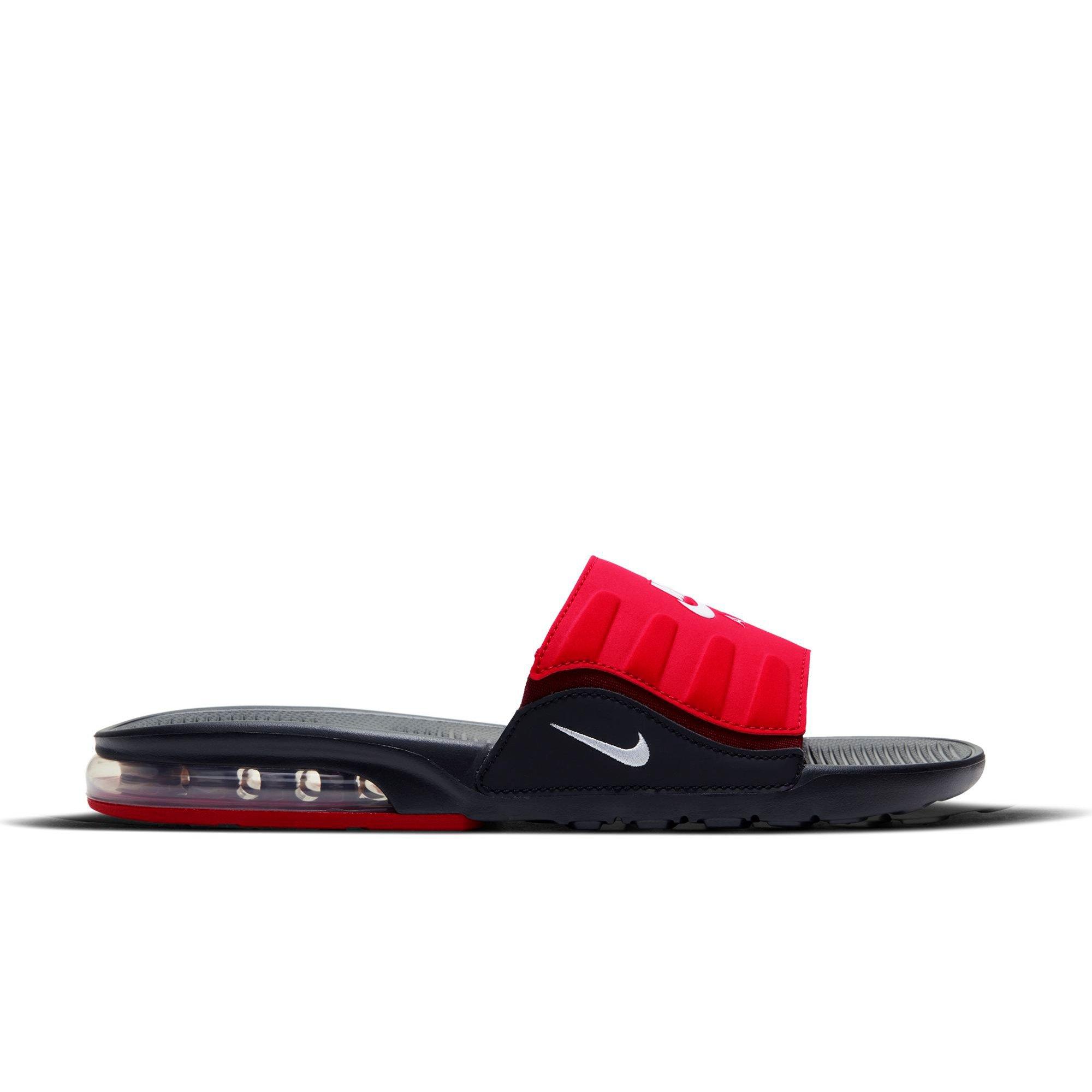 nike closed sandals