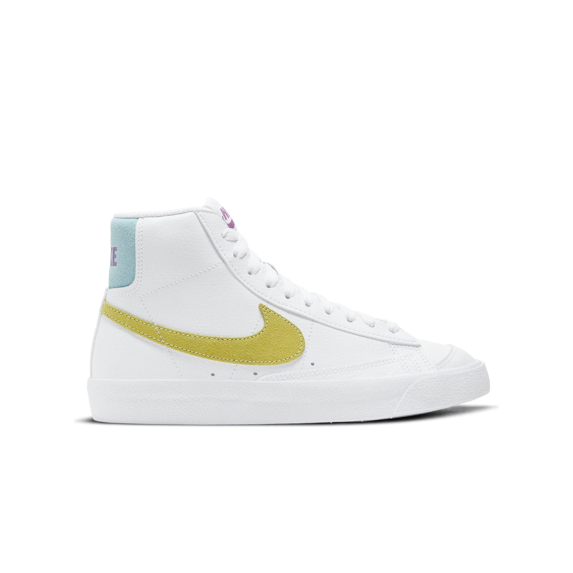 Nike femme outlet sarenza