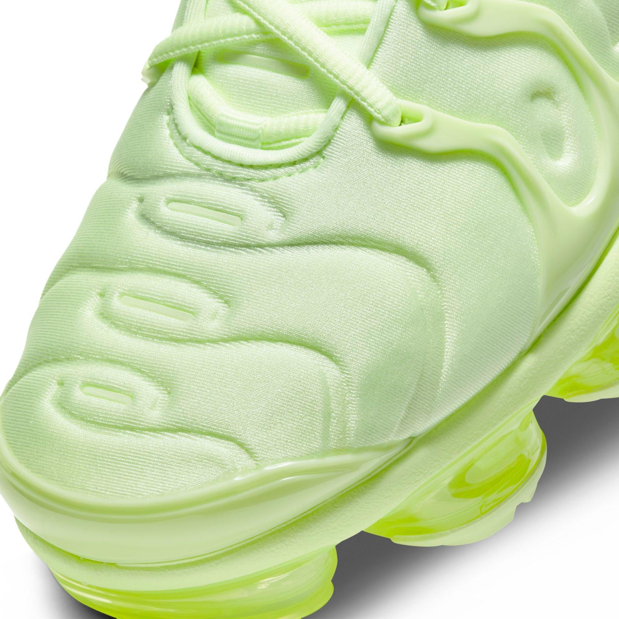 nike vapor max barely volt