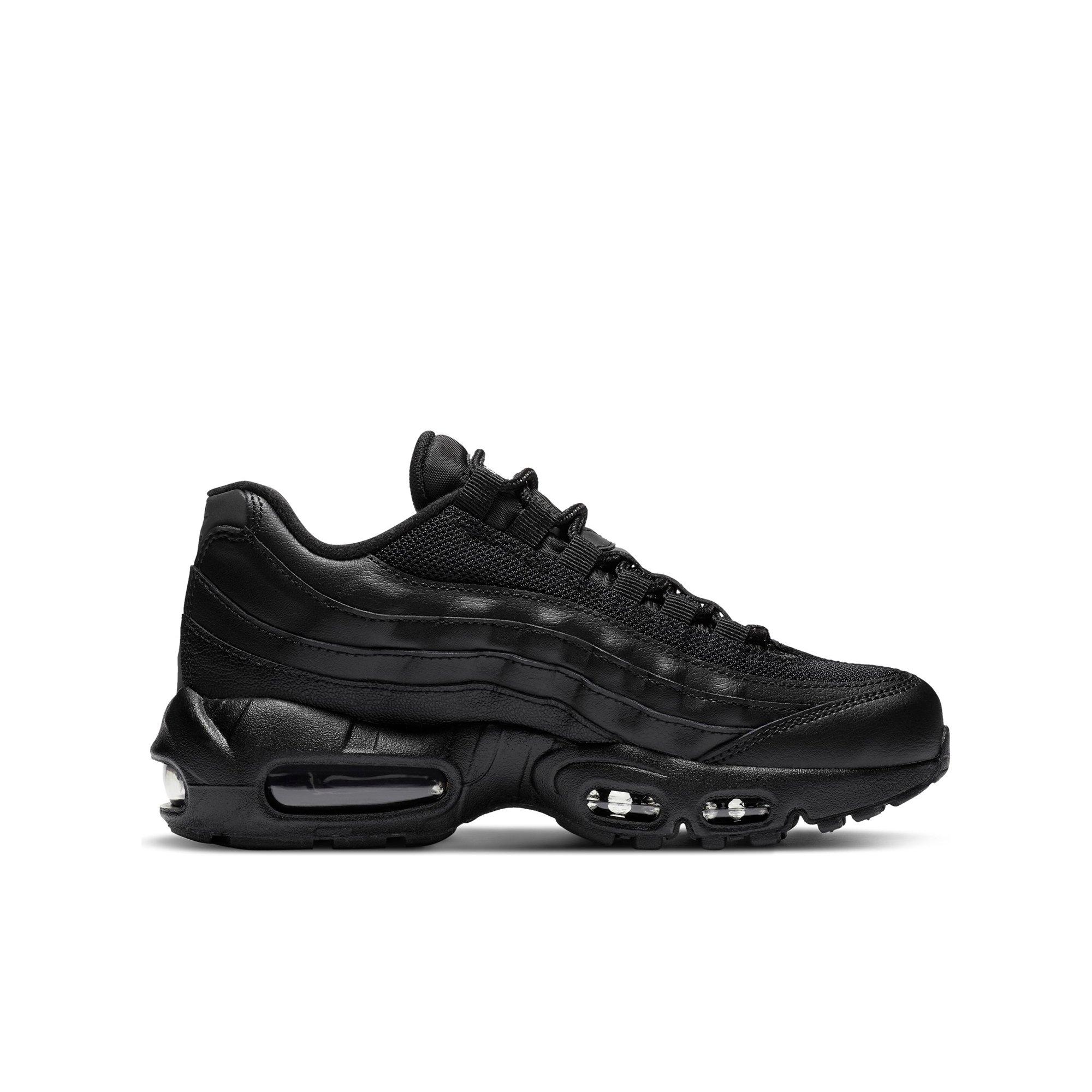 Air max plus clearance boys' grade school black/black/black