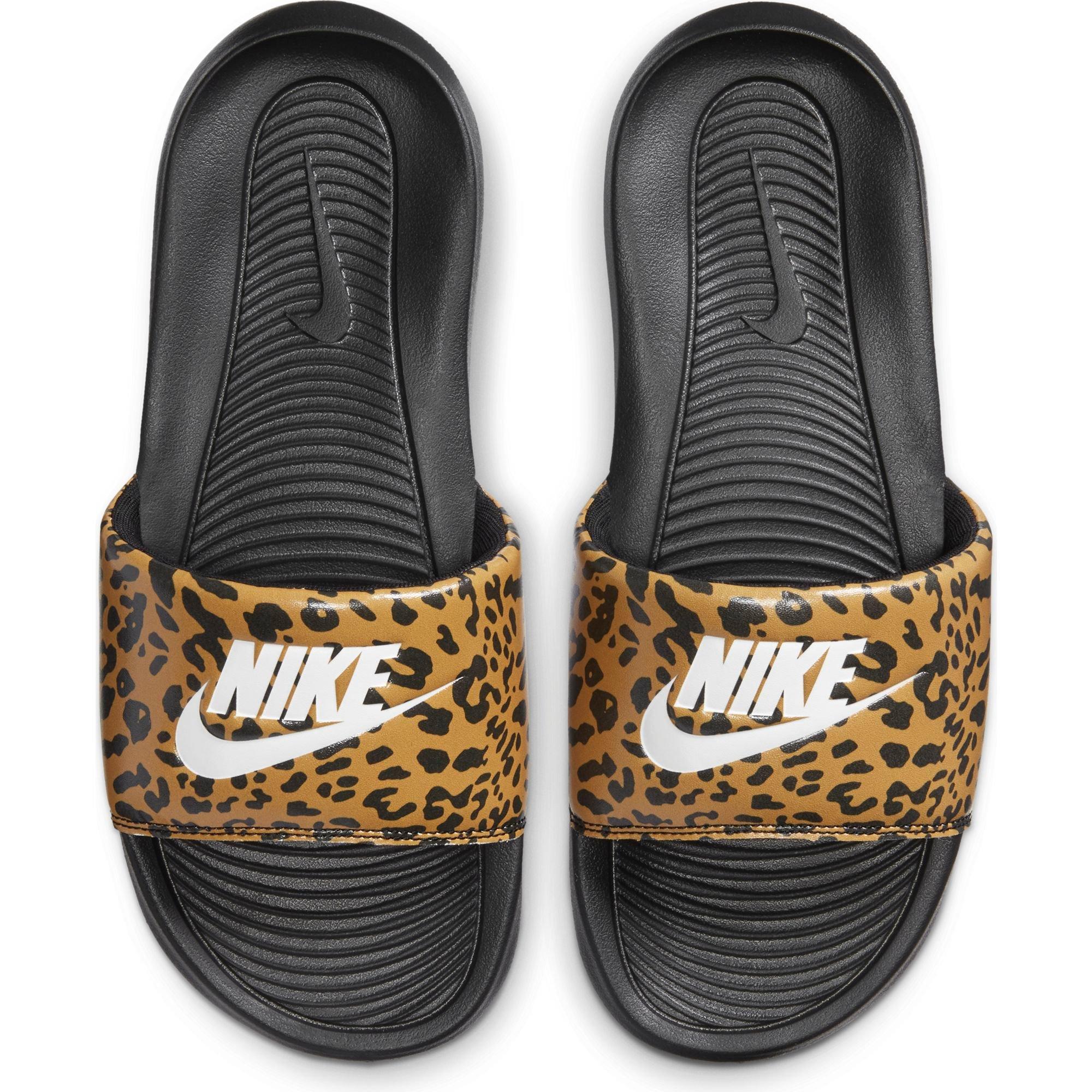 Nike discount leopard slides