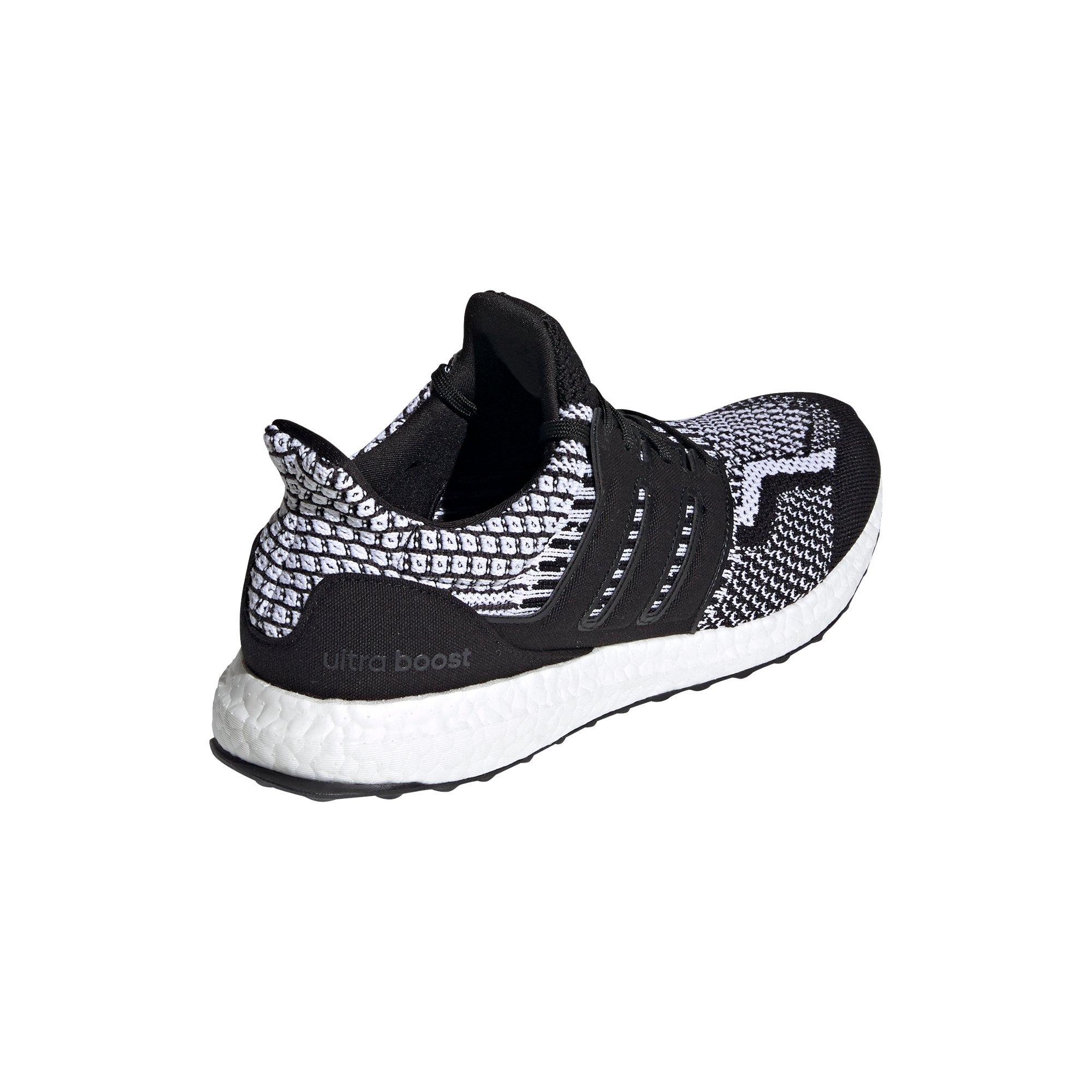 adidas Ultraboost 5.0 DNA "Oreo" Men's Running Shoe - BLACK Thumbnail View 5