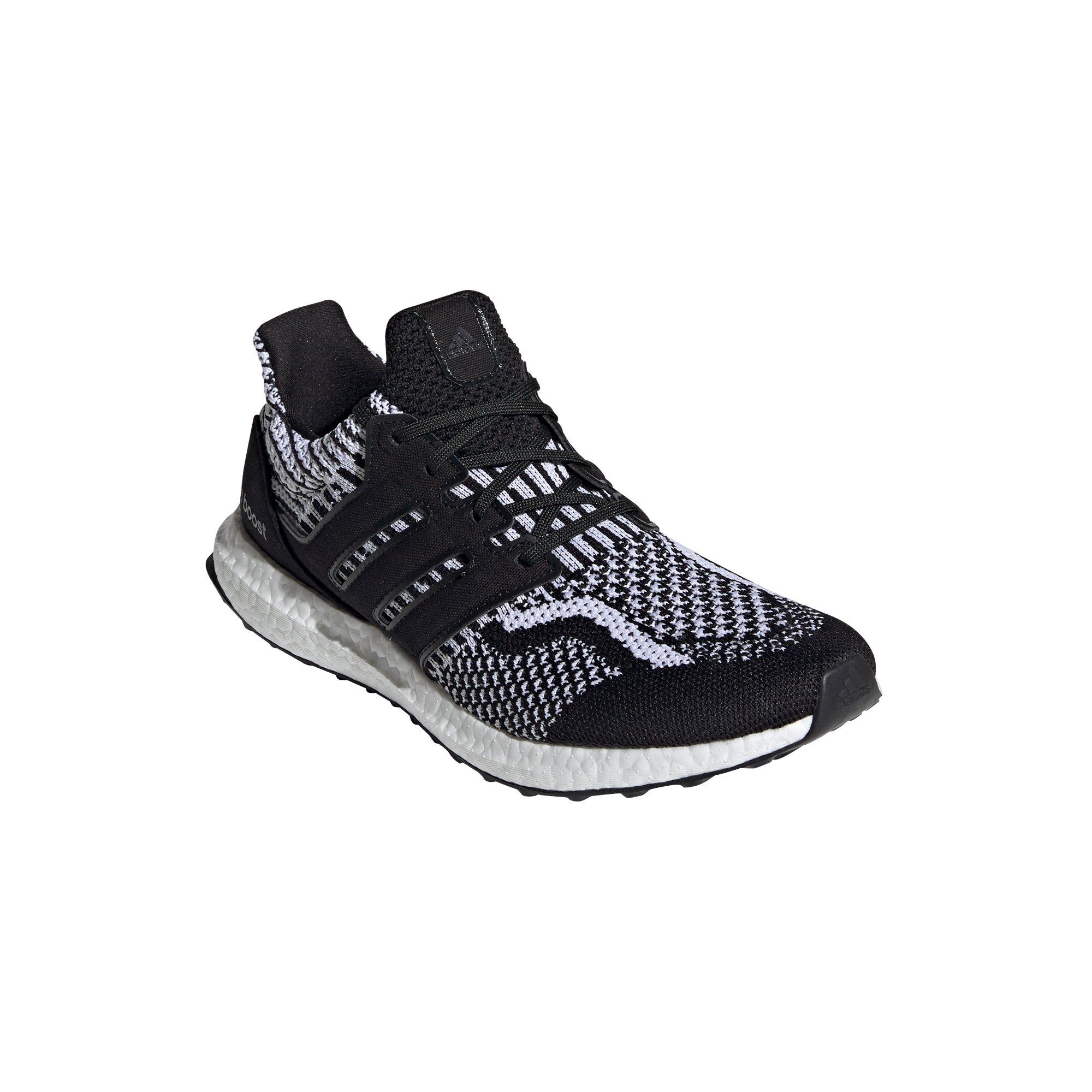 adidas Ultraboost 5.0 DNA "Oreo" Men's Running Shoe - BLACK Thumbnail View 6