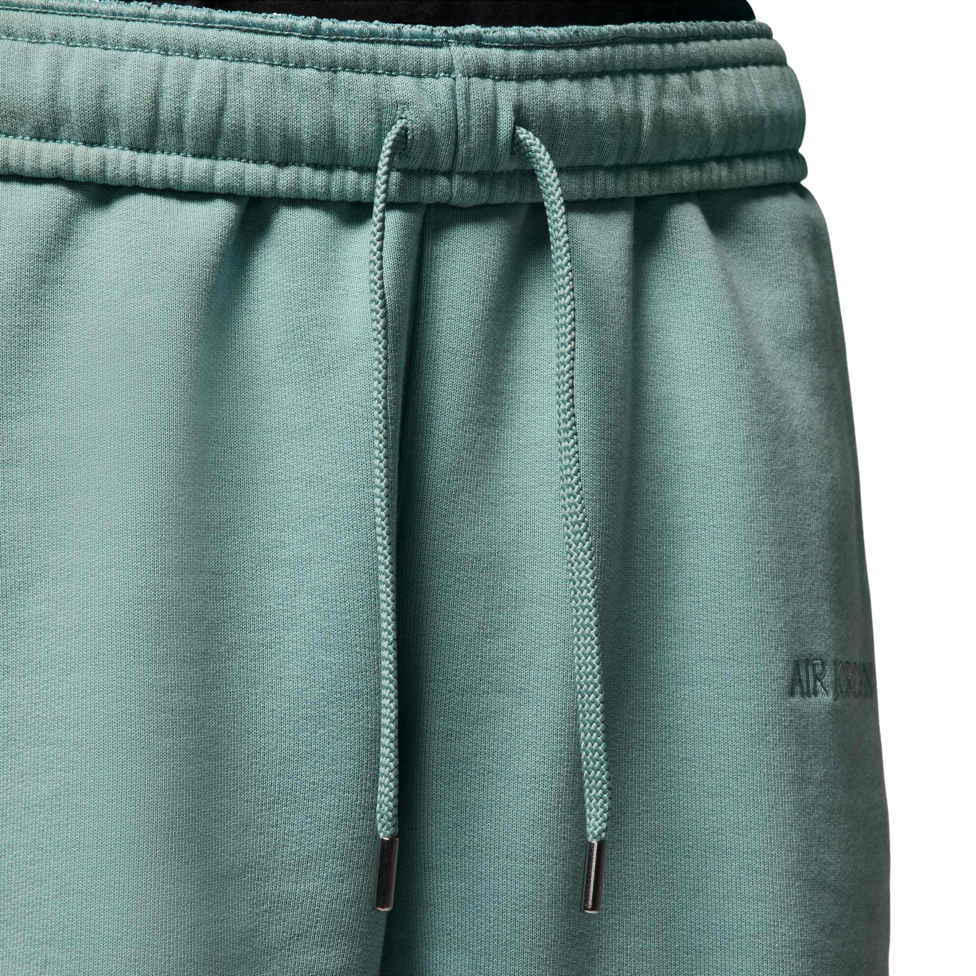 Jordan Men's Air Wordmark Fleece Shorts - GREEN Thumbnail View 4