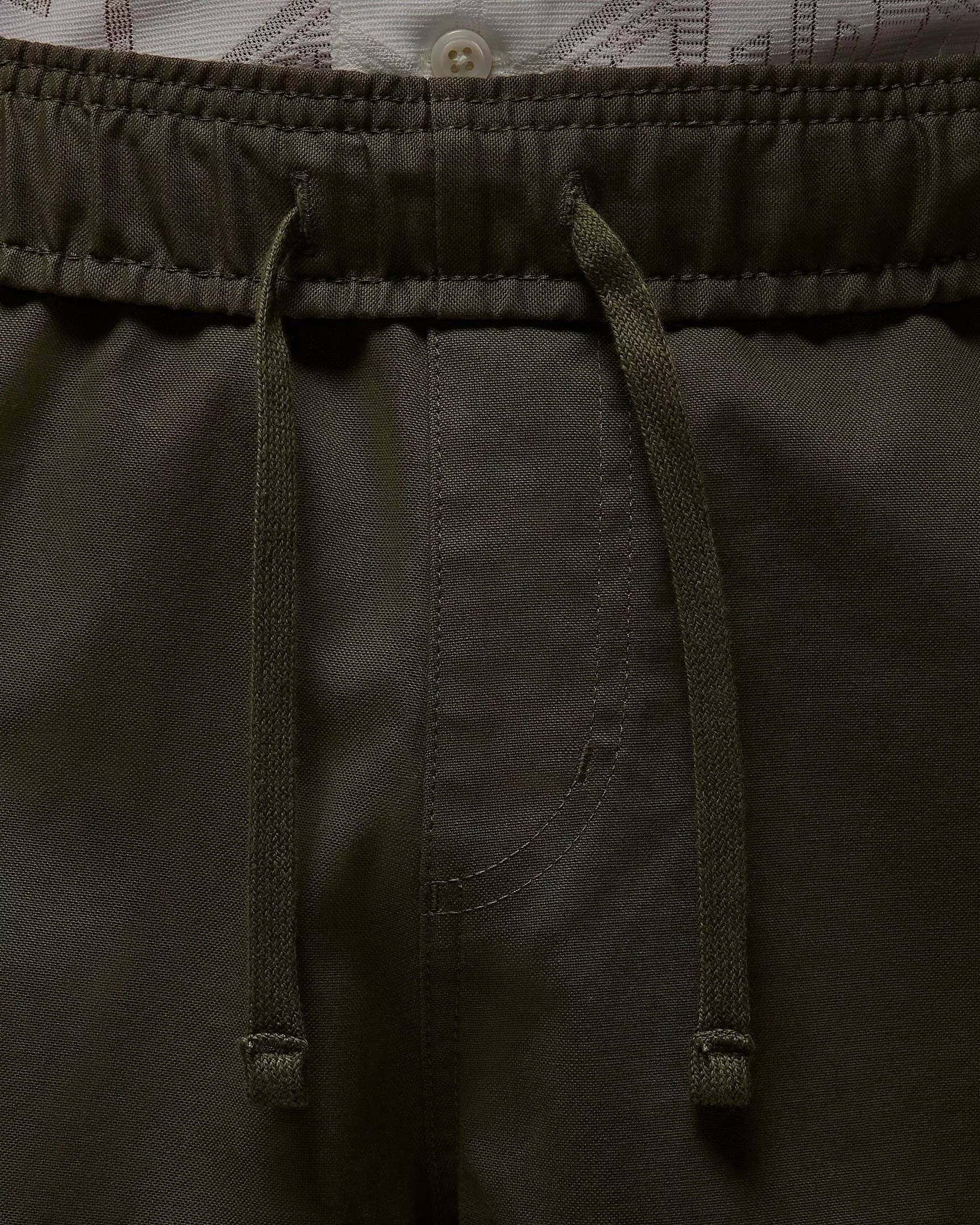 Jordan Men's Essentials Woven Shorts - GREEN